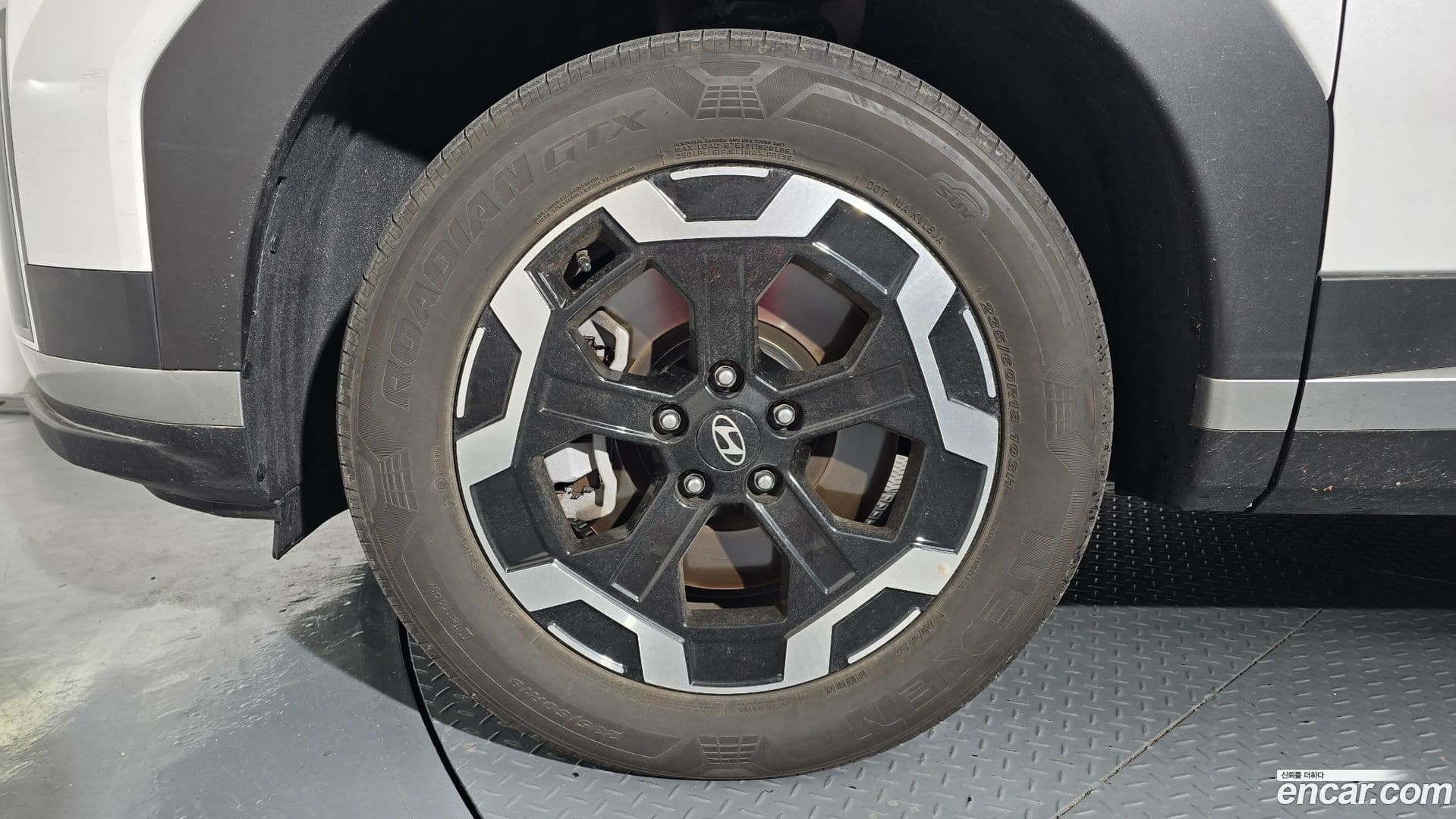 Main__Slider__Photo:Santafe Hyundai 2023.9-4