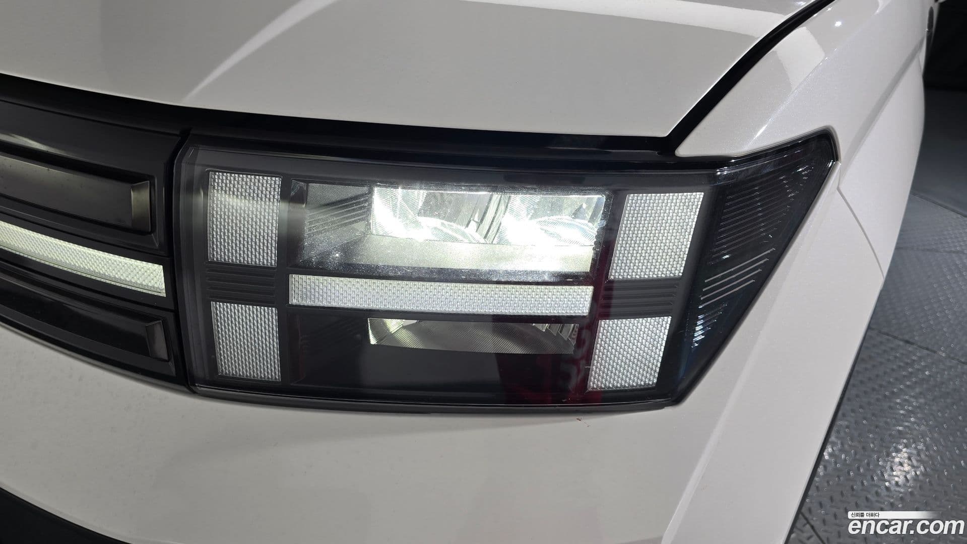 Main__Slider__Photo:Santafe Hyundai 2023.9-21