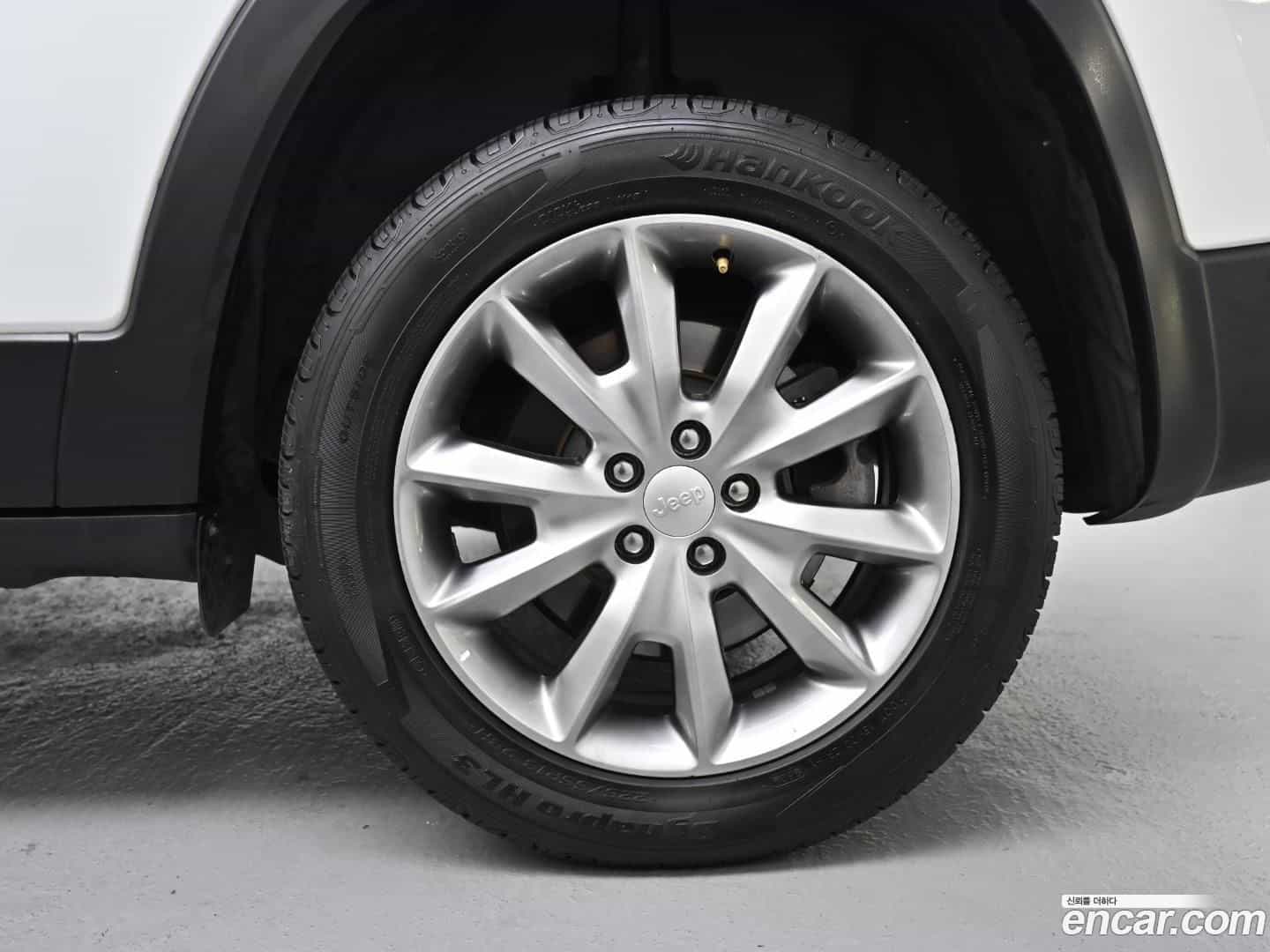 Cherokee Jeep 2018.2-OUTER-005