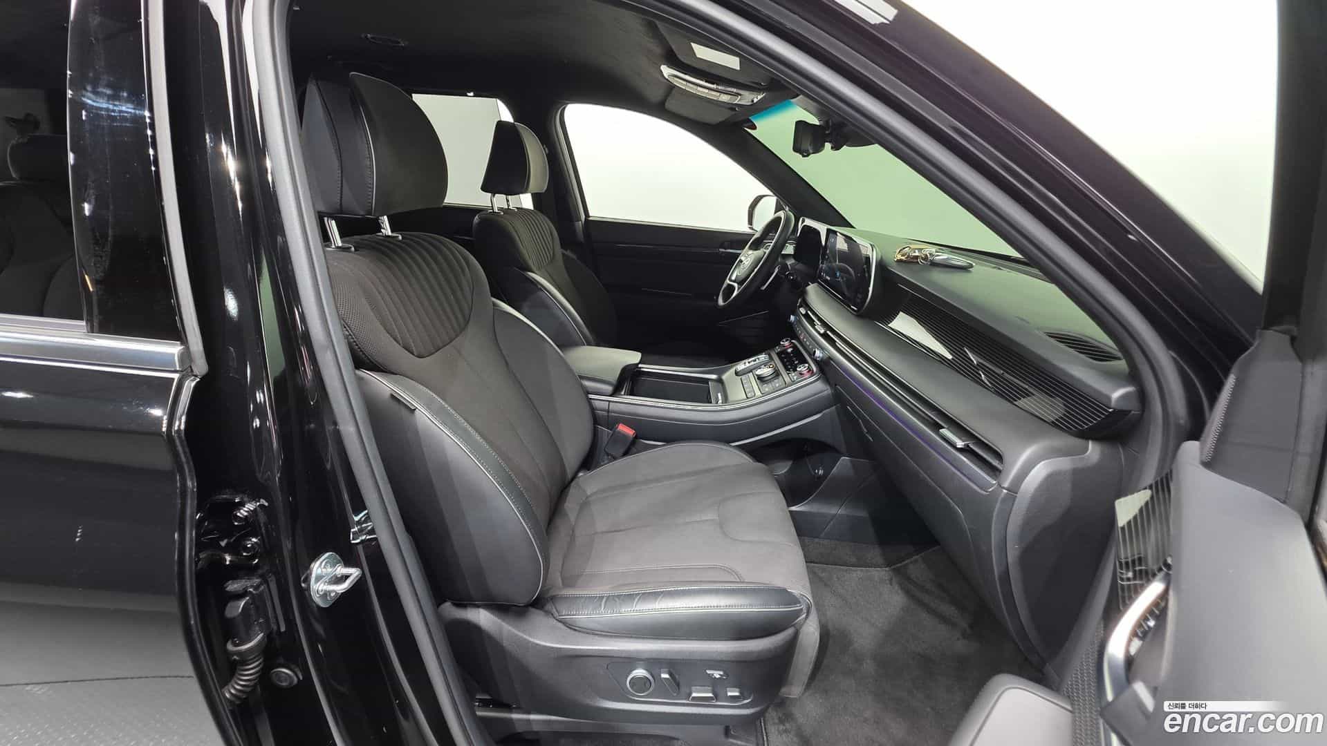 Palisade Hyundai 2024.2-INNER-036