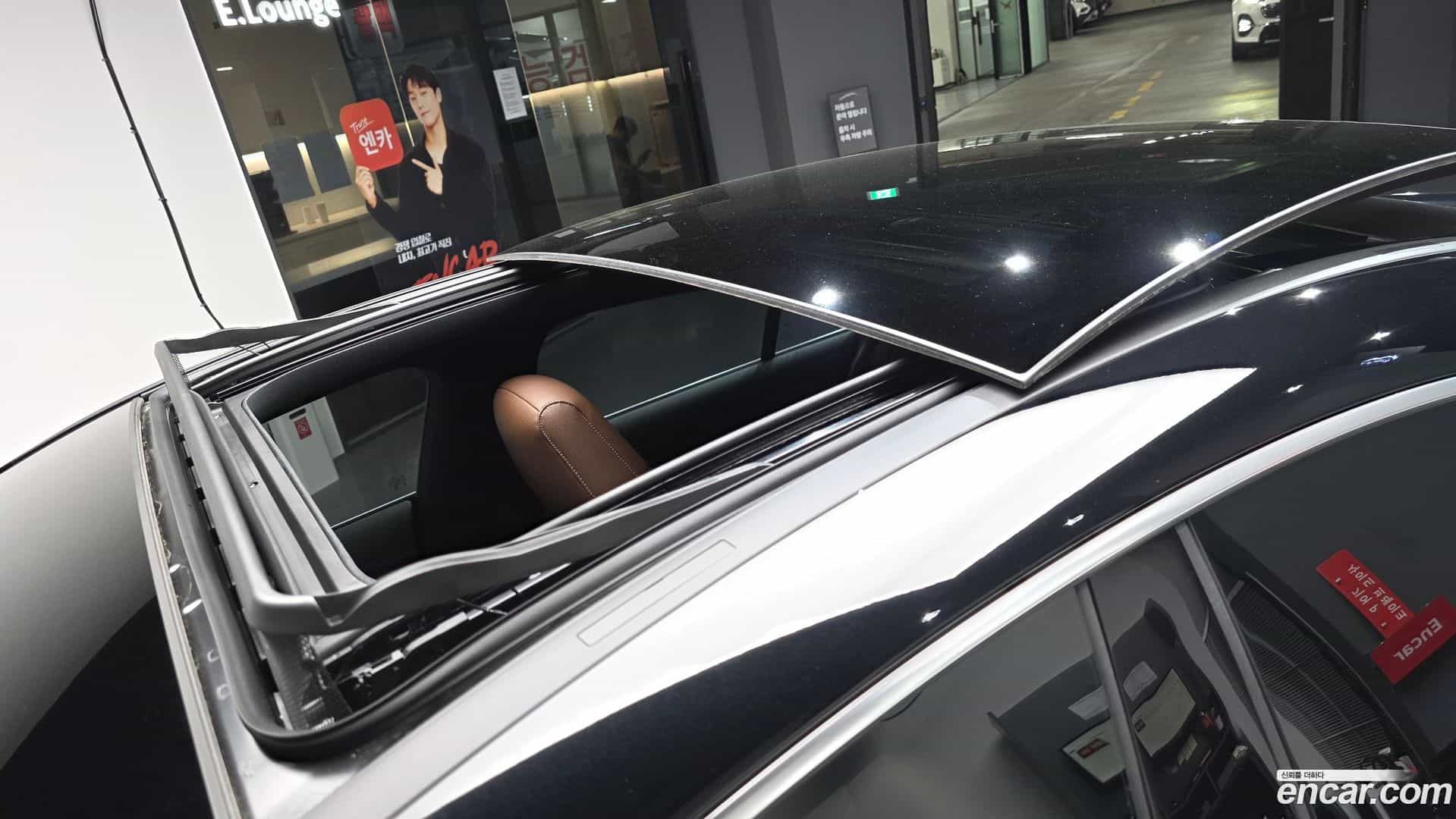 CLA-Class Mercedes-Benz 2025.10-OPTION-019