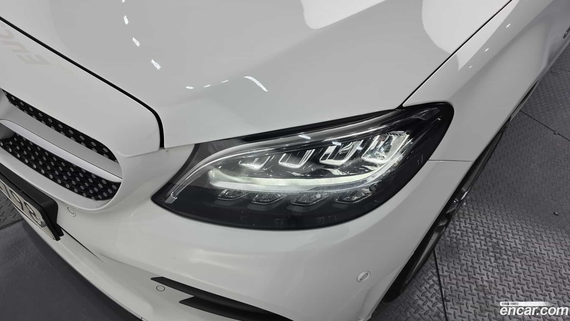 C-Class Mercedes-Benz 2020.11-OUTER-032