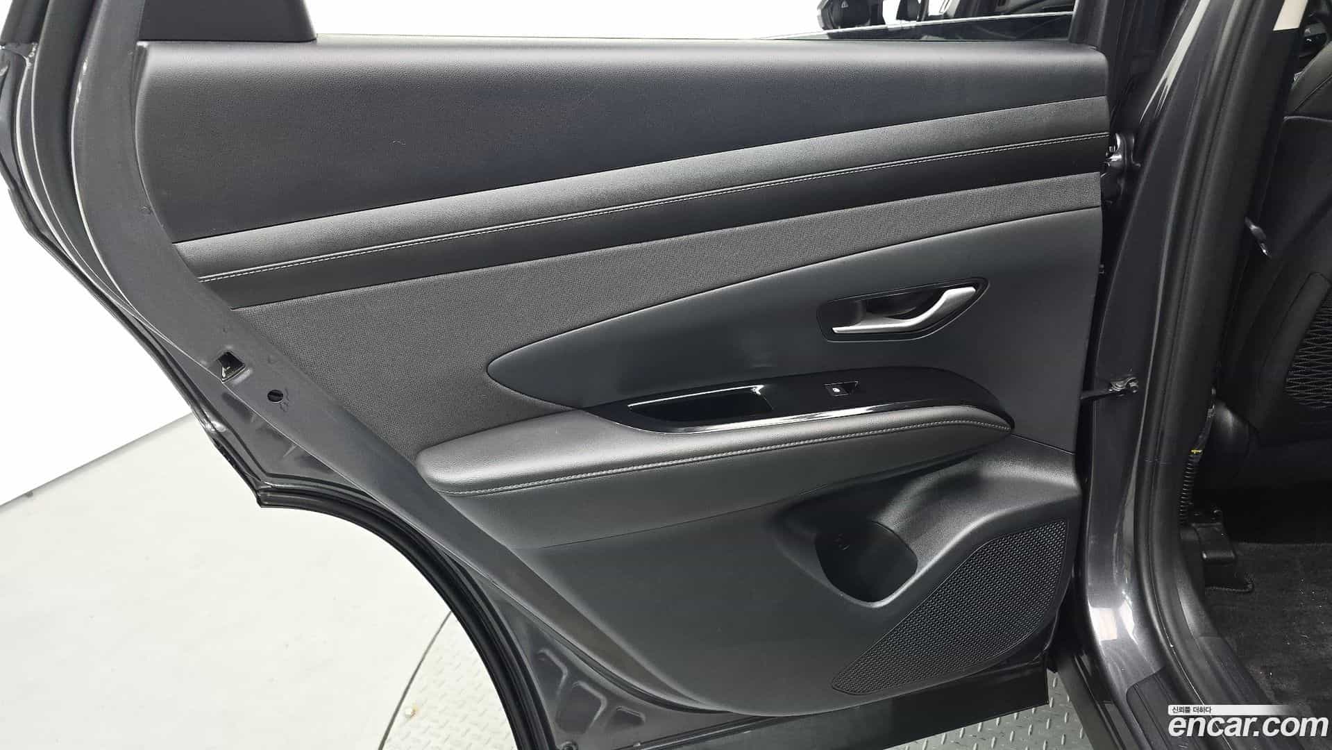Tucson Hyundai 2025.1-INNER-035