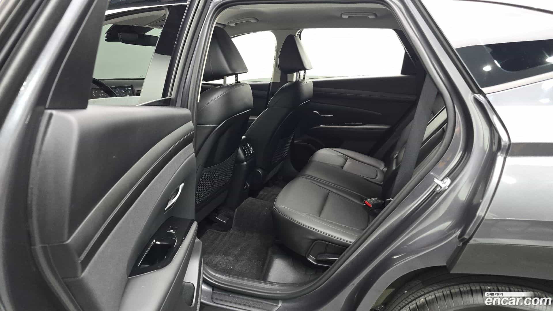 Tucson Hyundai 2025.1-INNER-036