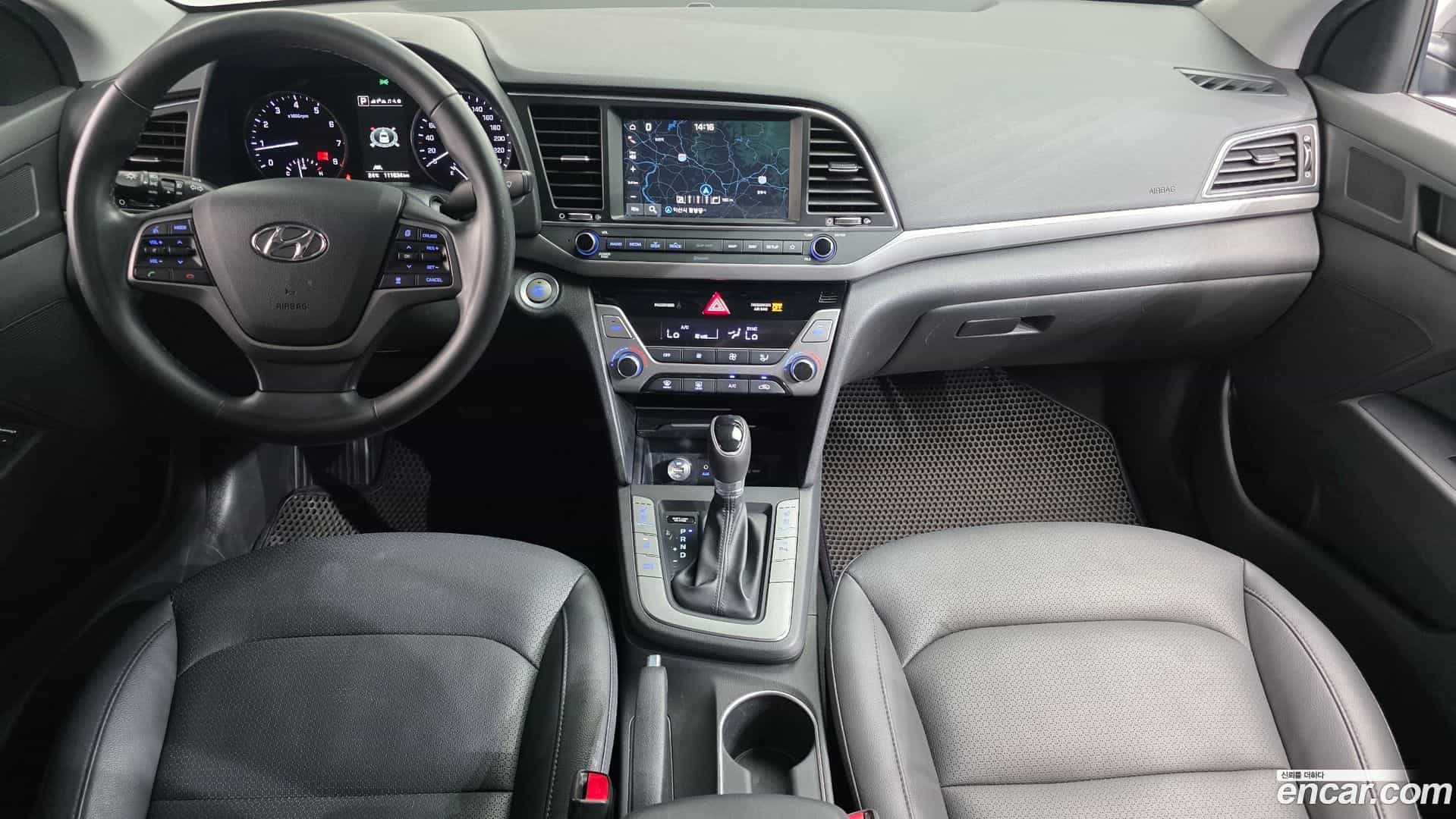AVANTE Hyundai 2017.5-INNER-007