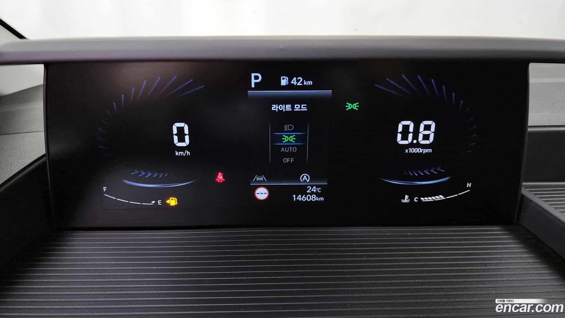 Staria Hyundai 2022.2-INNER-008