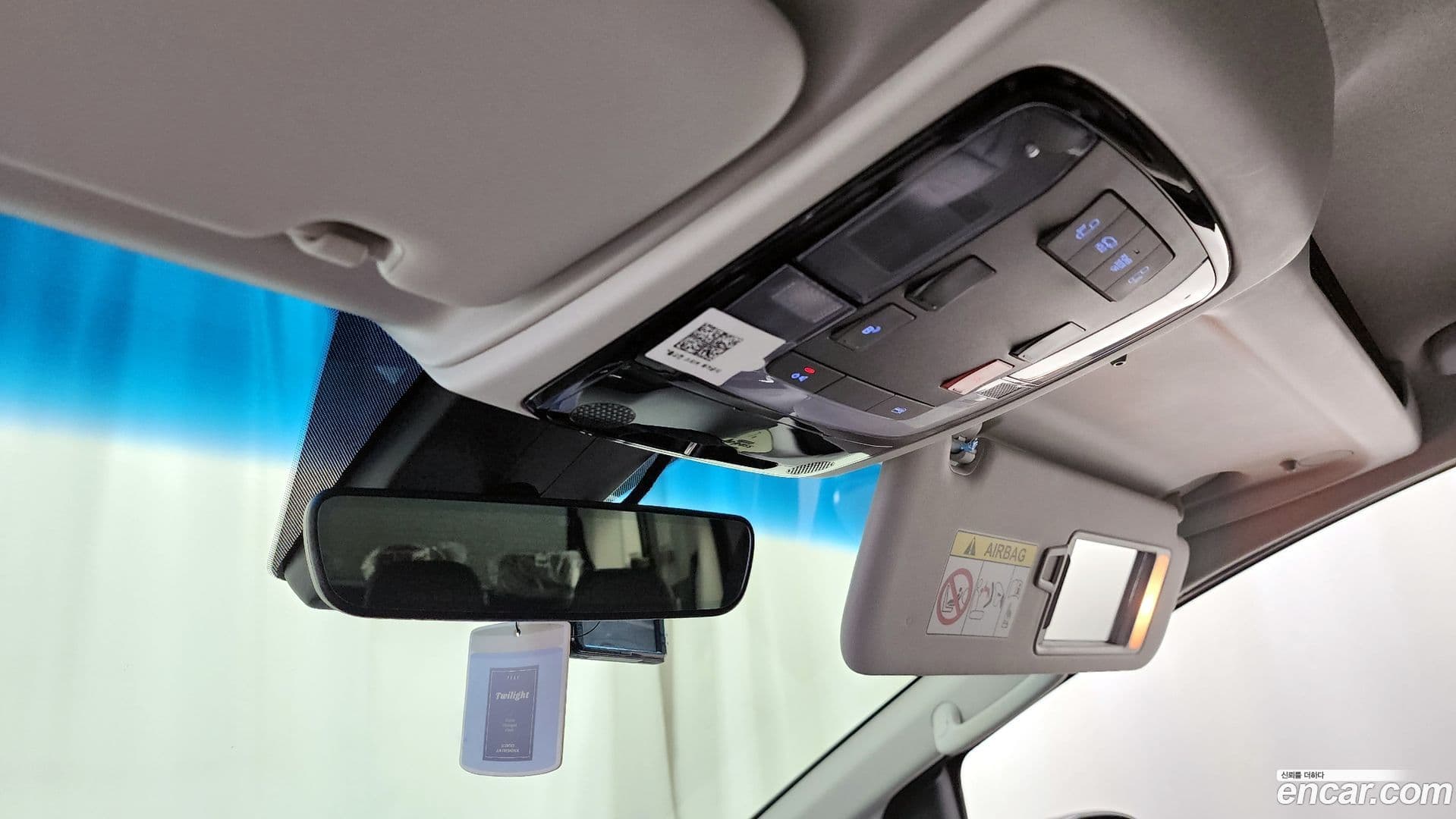 Main__Slider__Photo:Staria Hyundai 2022.2-16