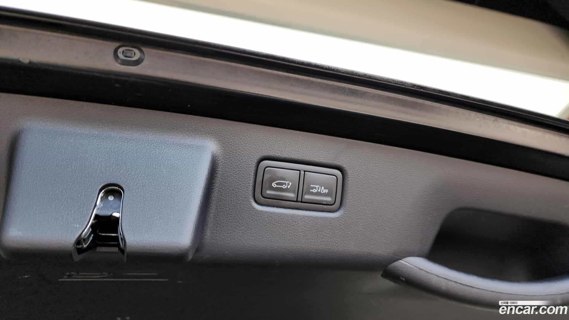 Staria Hyundai 2022.2-OPTION-040