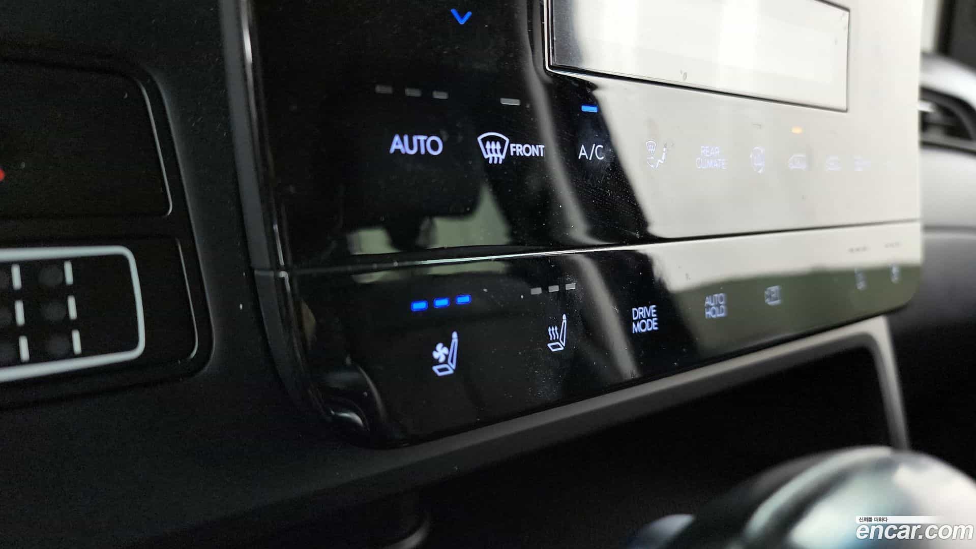 Staria Hyundai 2022.2-OPTION-041