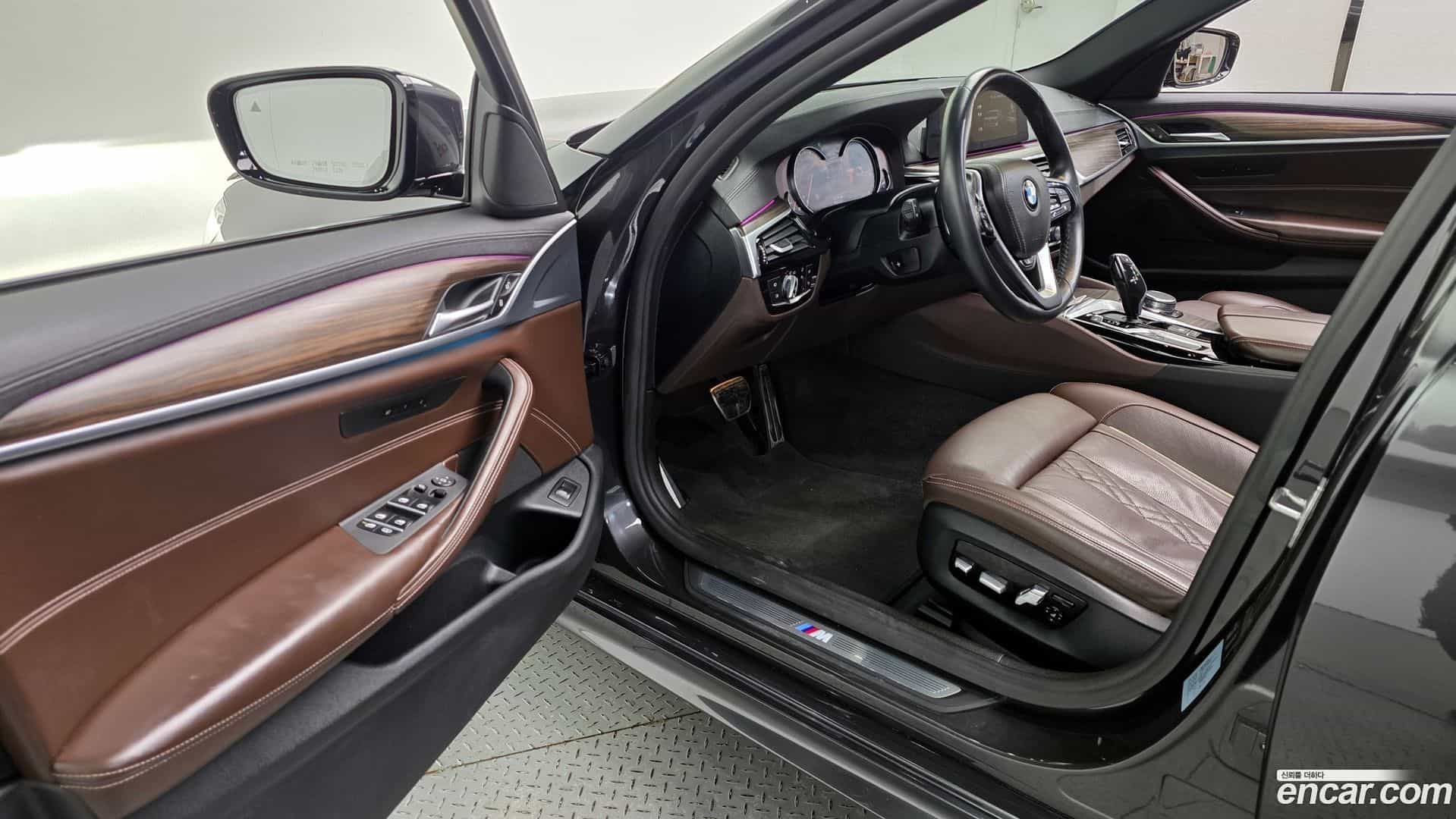 5-Series BMW 2018.2-INNER-010