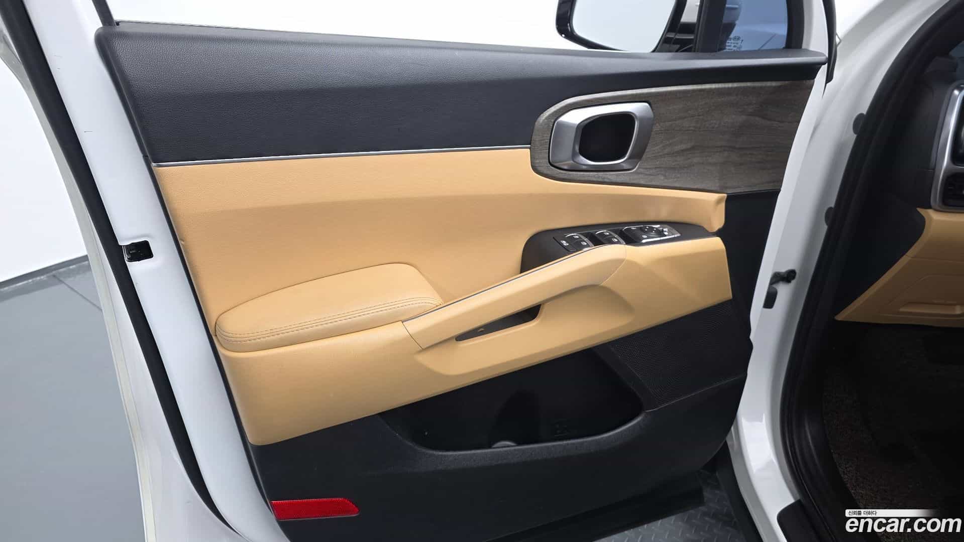Sorento Kia 2021.2-INNER-034