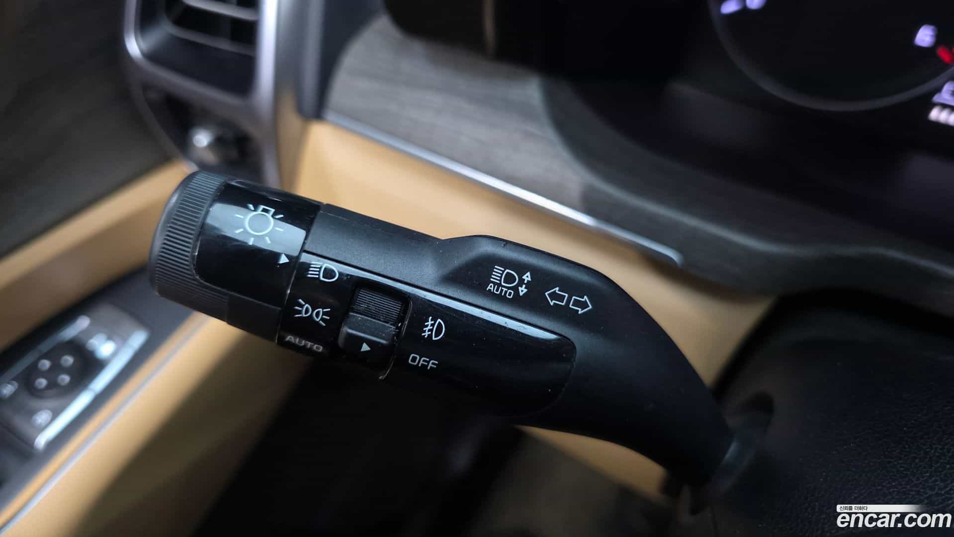 Sorento Kia 2021.2-OPTION-041