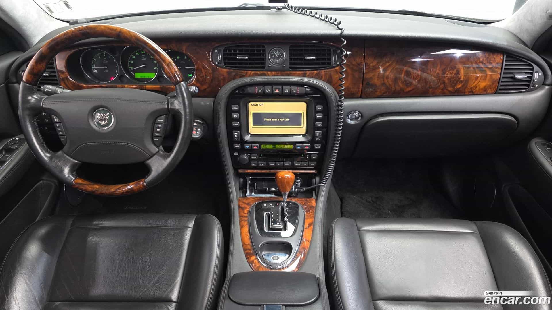 XJ-8 Jaguar 2006.11-INNER-007