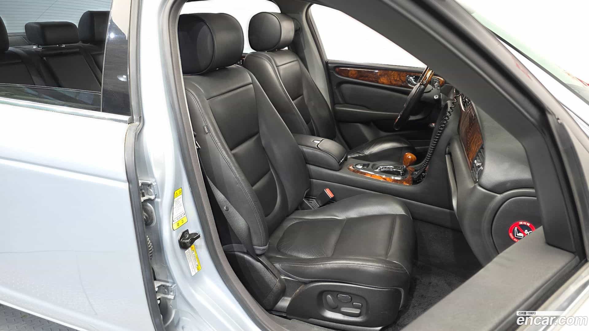 XJ-8 Jaguar 2006.11-OPTION-016
