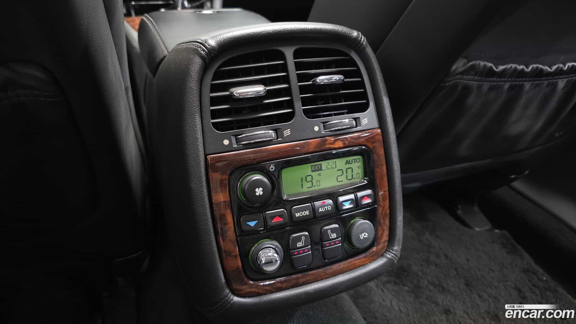 XJ-8 Jaguar 2006.11-OPTION-023