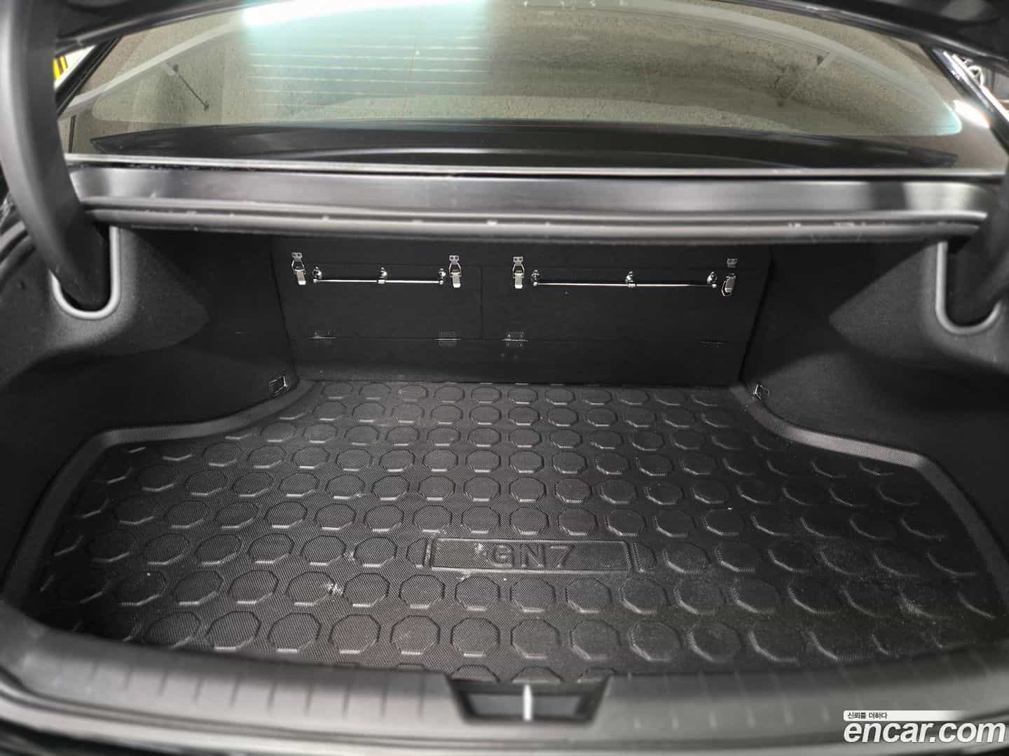 Grandeur Hyundai 2023.3-OPTION-023
