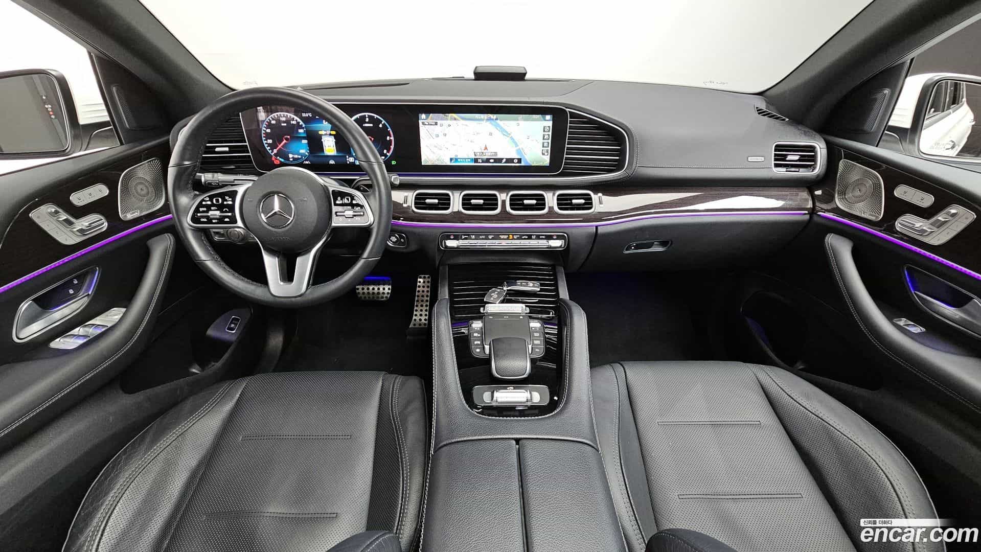 GLE-Class Mercedes-Benz 2023.3-INNER-007