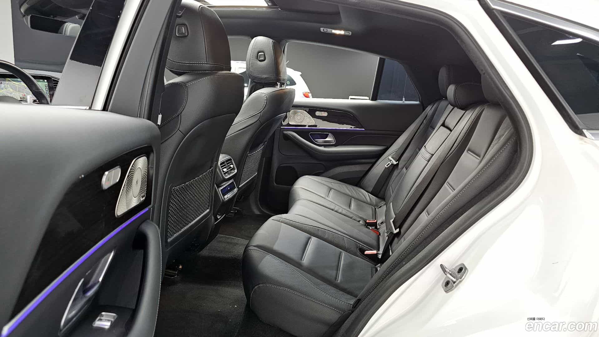 GLE-Class Mercedes-Benz 2023.3-OPTION-015
