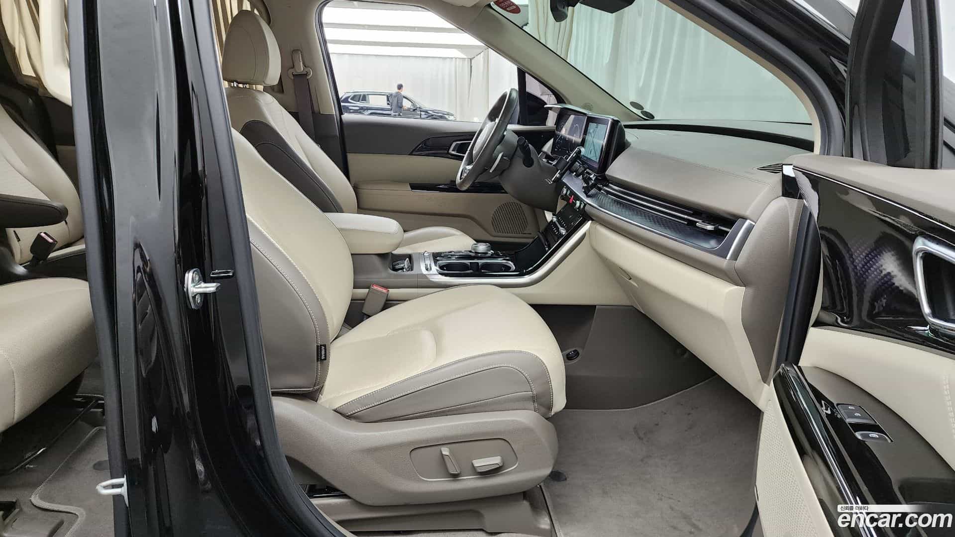 Canival Kia 2021.8-OPTION-015
