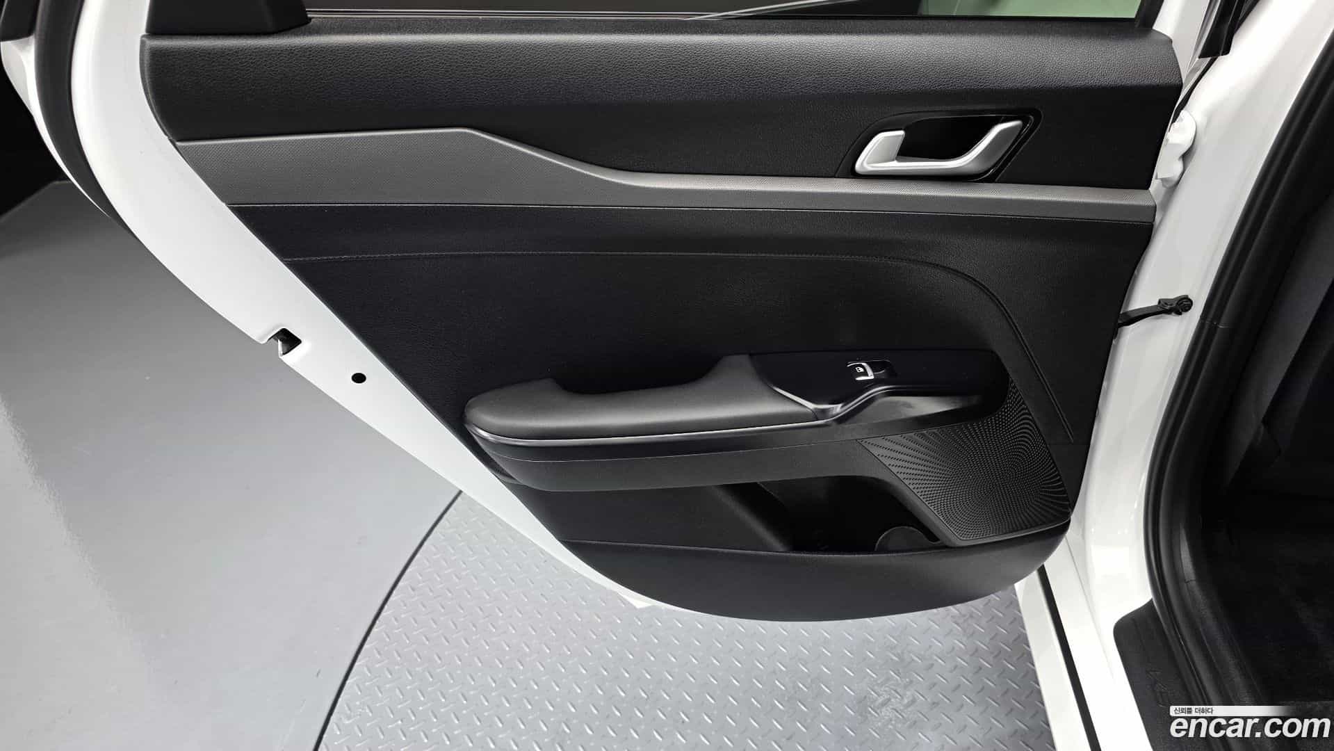K5 Kia 2024.4-INNER-035