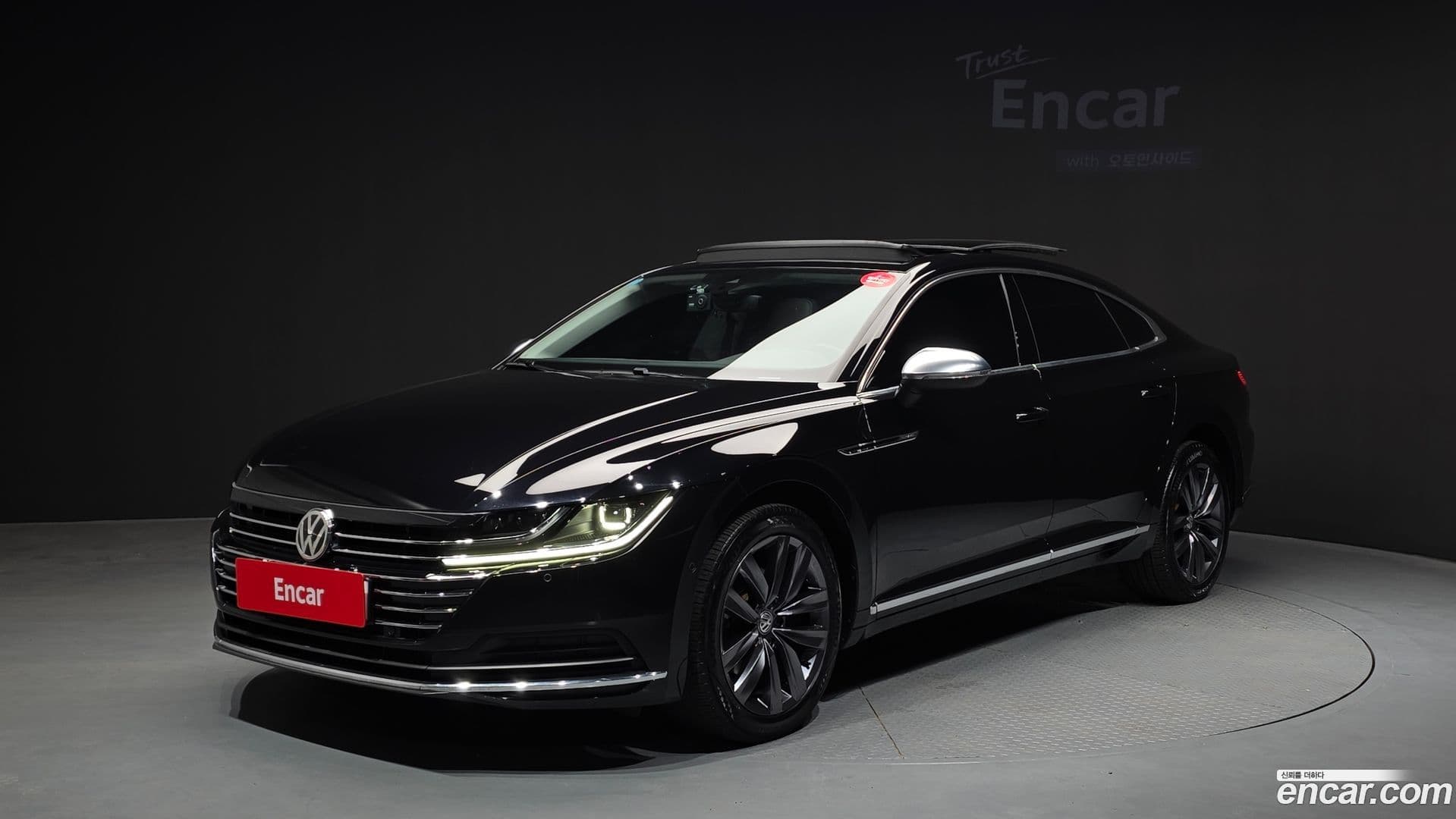 Main__Slider__Photo:Arteon Volkswagen 2020.11-0