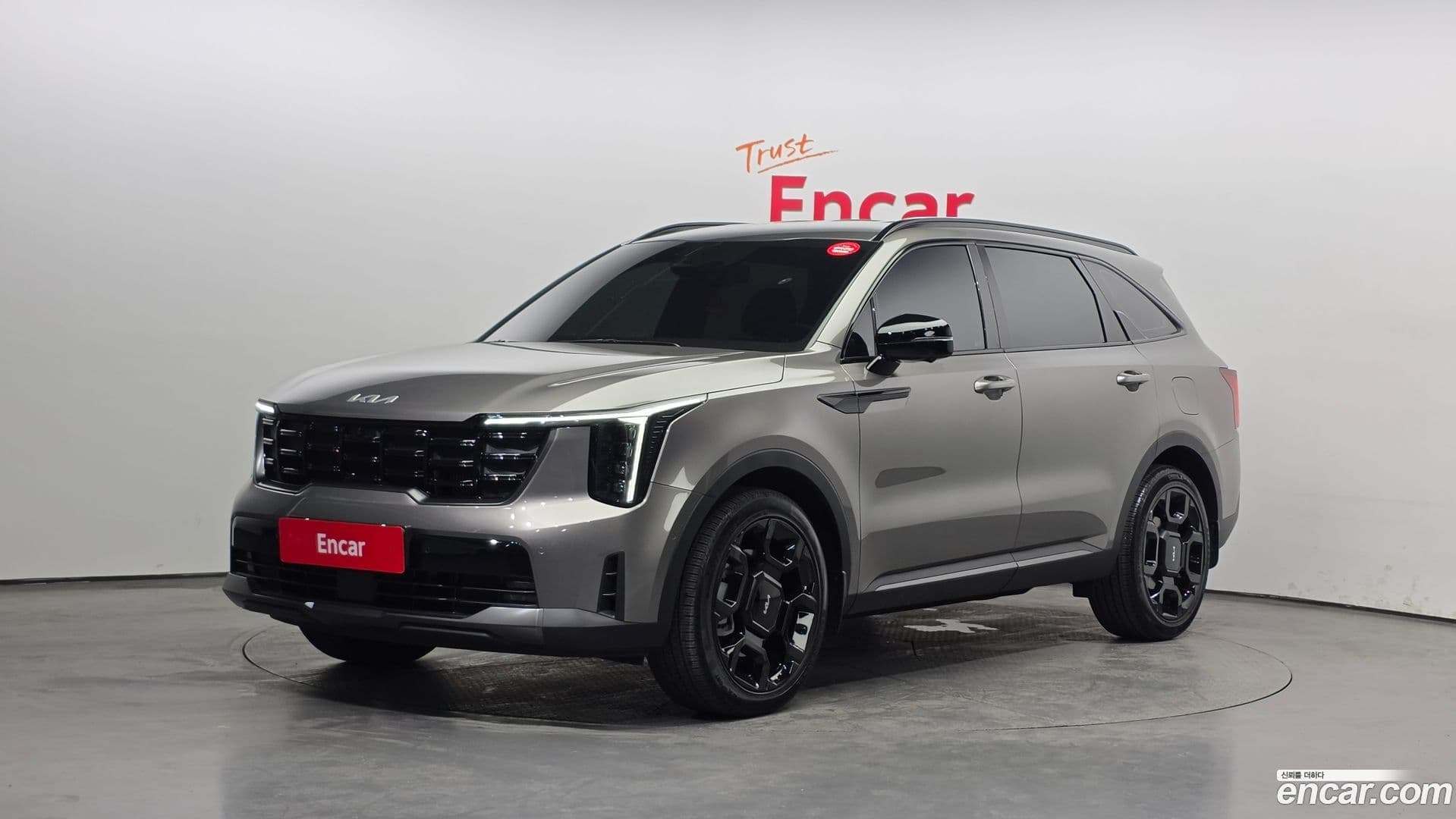 Main__Slider__Photo:Sorento Kia 2024.10-0