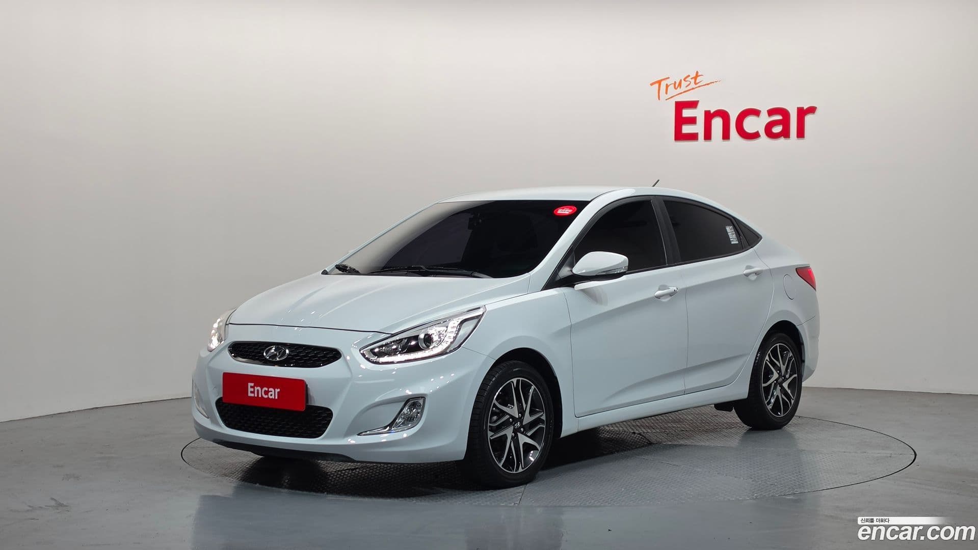 Main__Slider__Photo:Accent Hyundai 2018.10-0