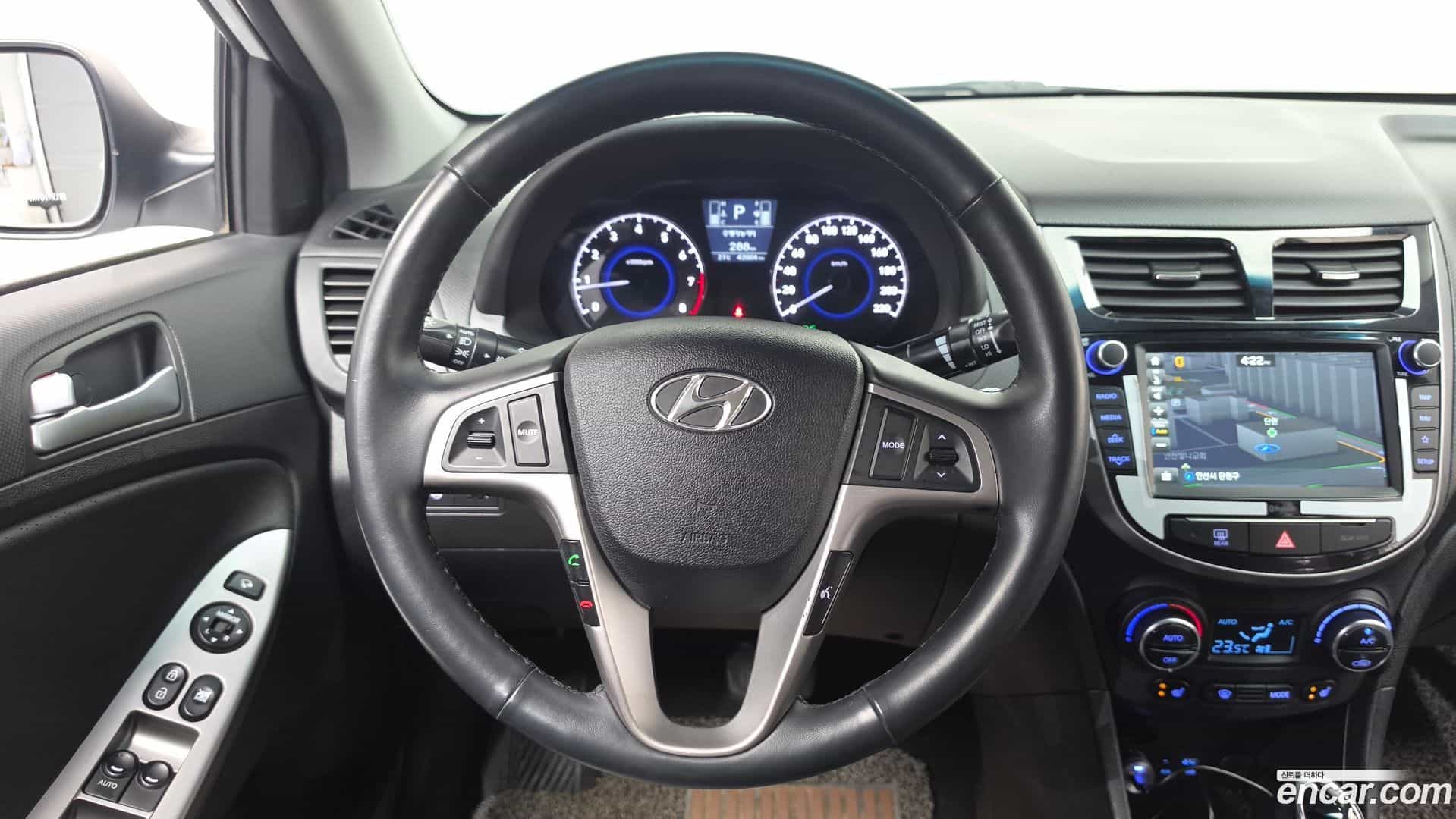 Accent Hyundai 2018.10-OPTION-017