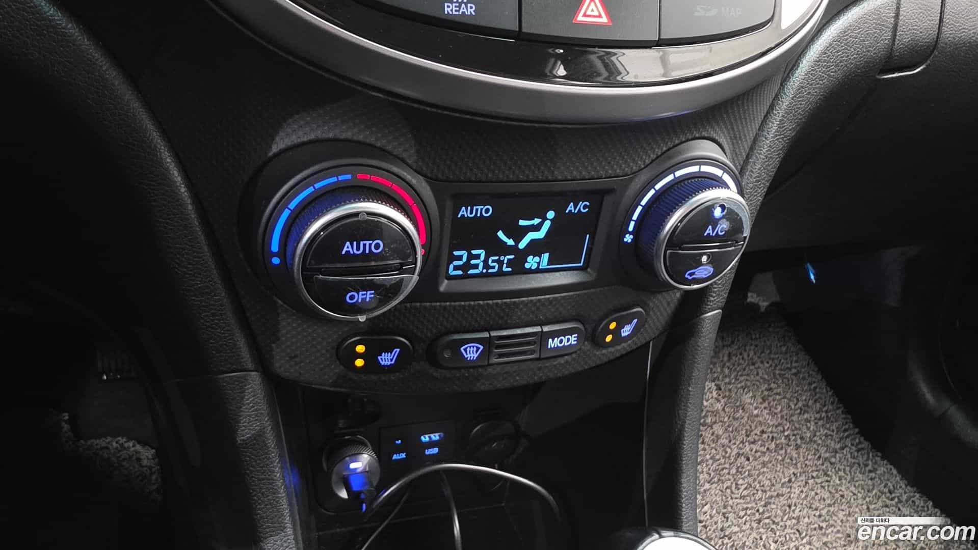 Accent Hyundai 2018.10-OPTION-023