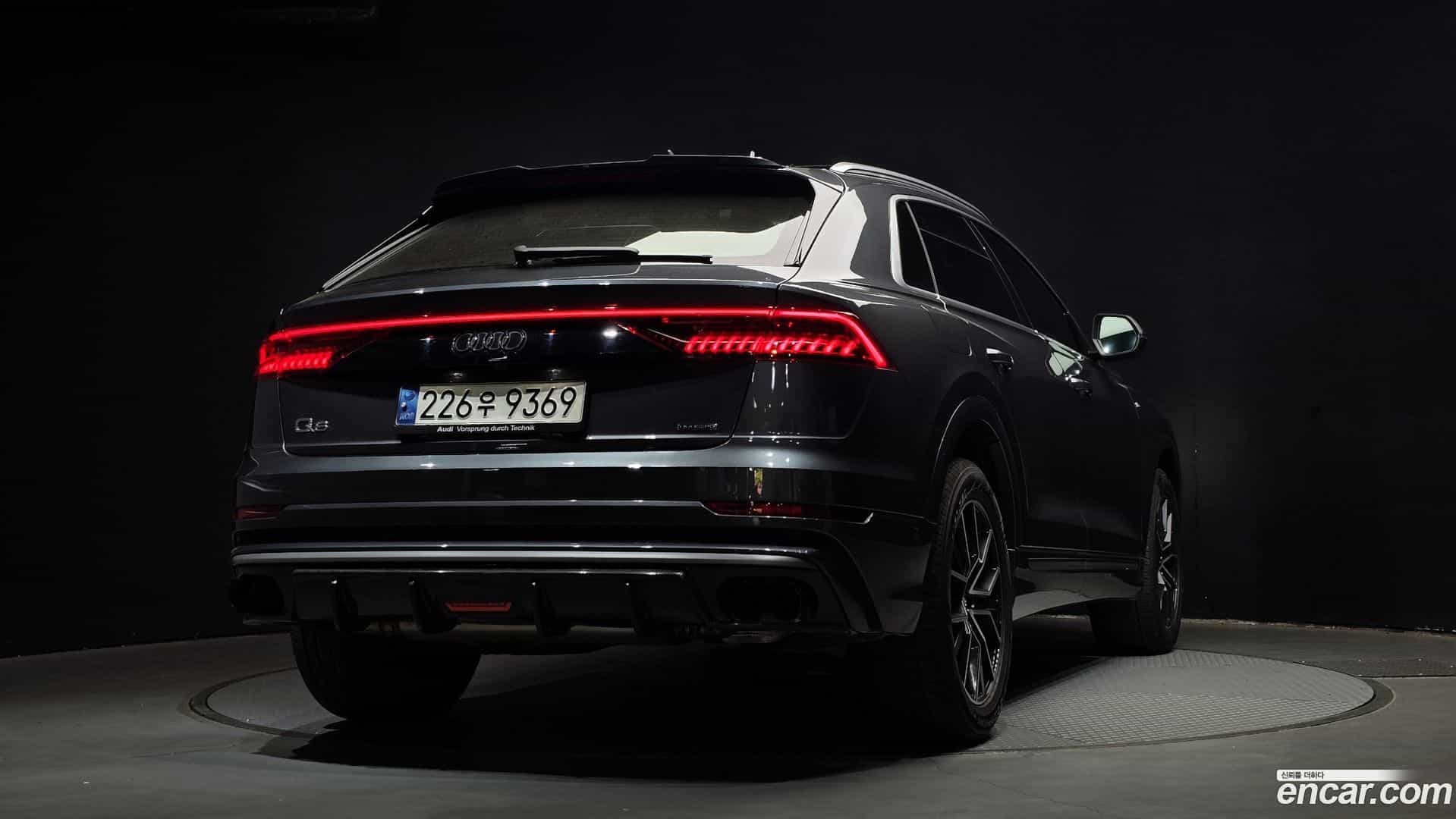 Q8 Audi 2020.11-OUTER-002