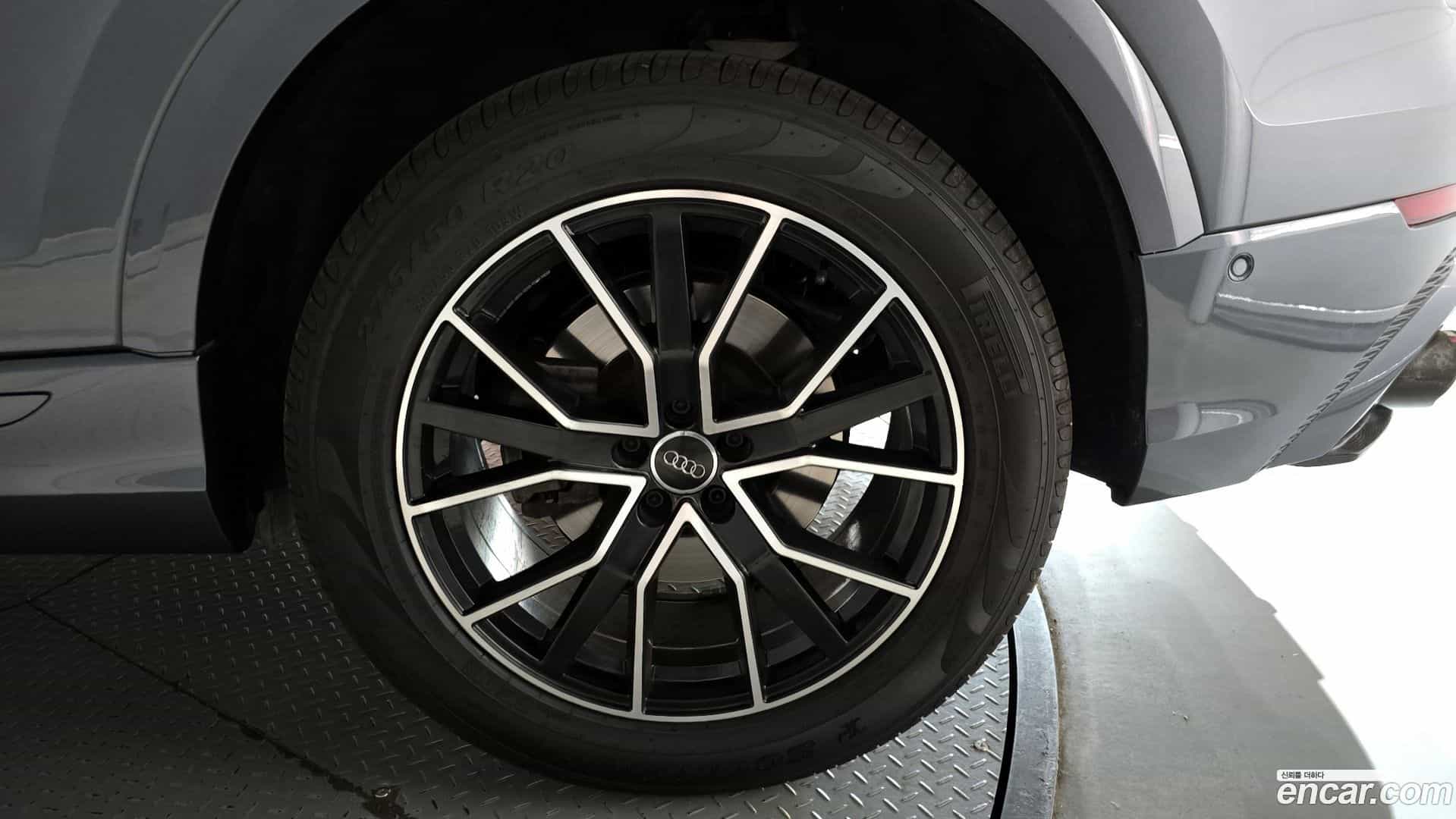Q8 Audi 2020.11-OUTER-031