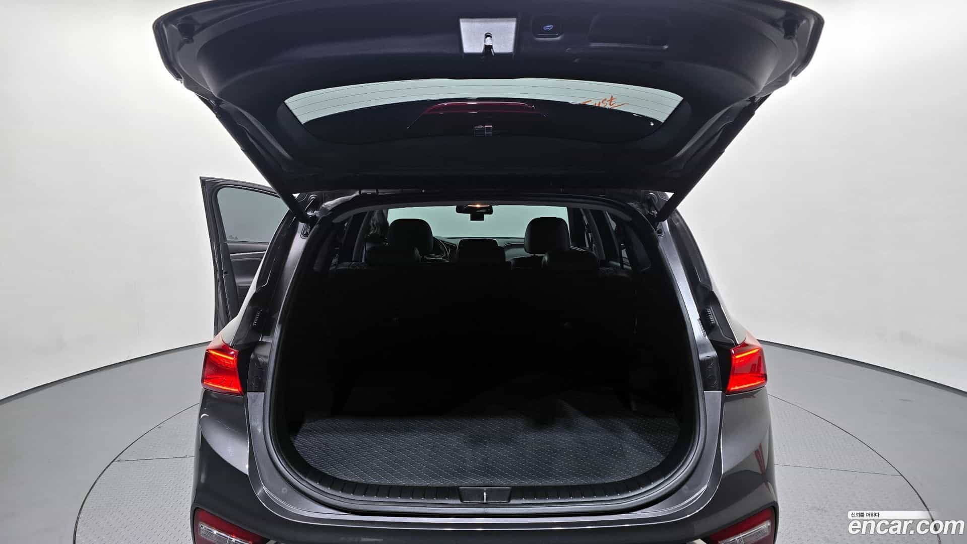 Santafe Hyundai 2018.3-OPTION-024