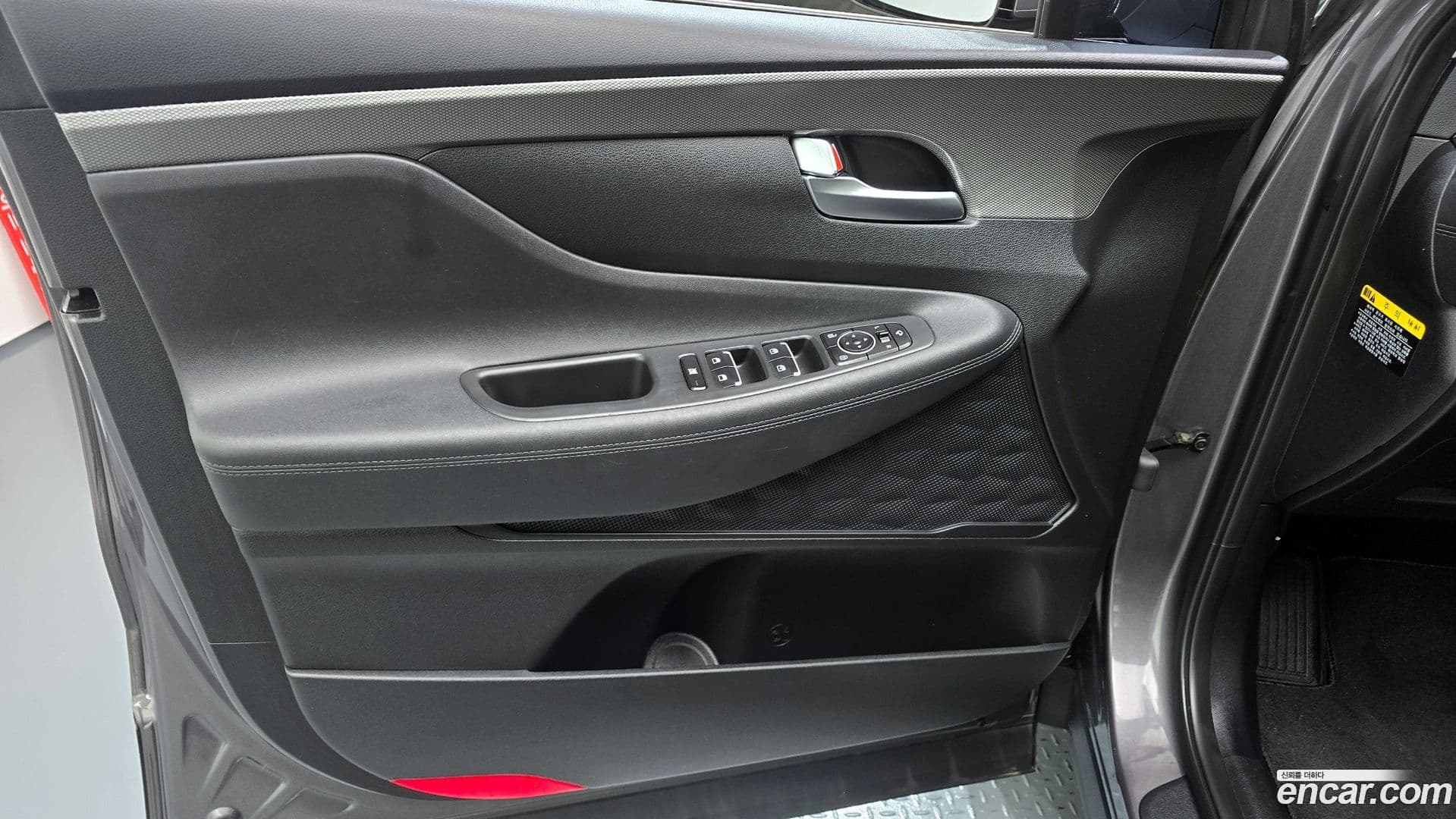Main__Slider__Photo:Santafe Hyundai 2018.3-23