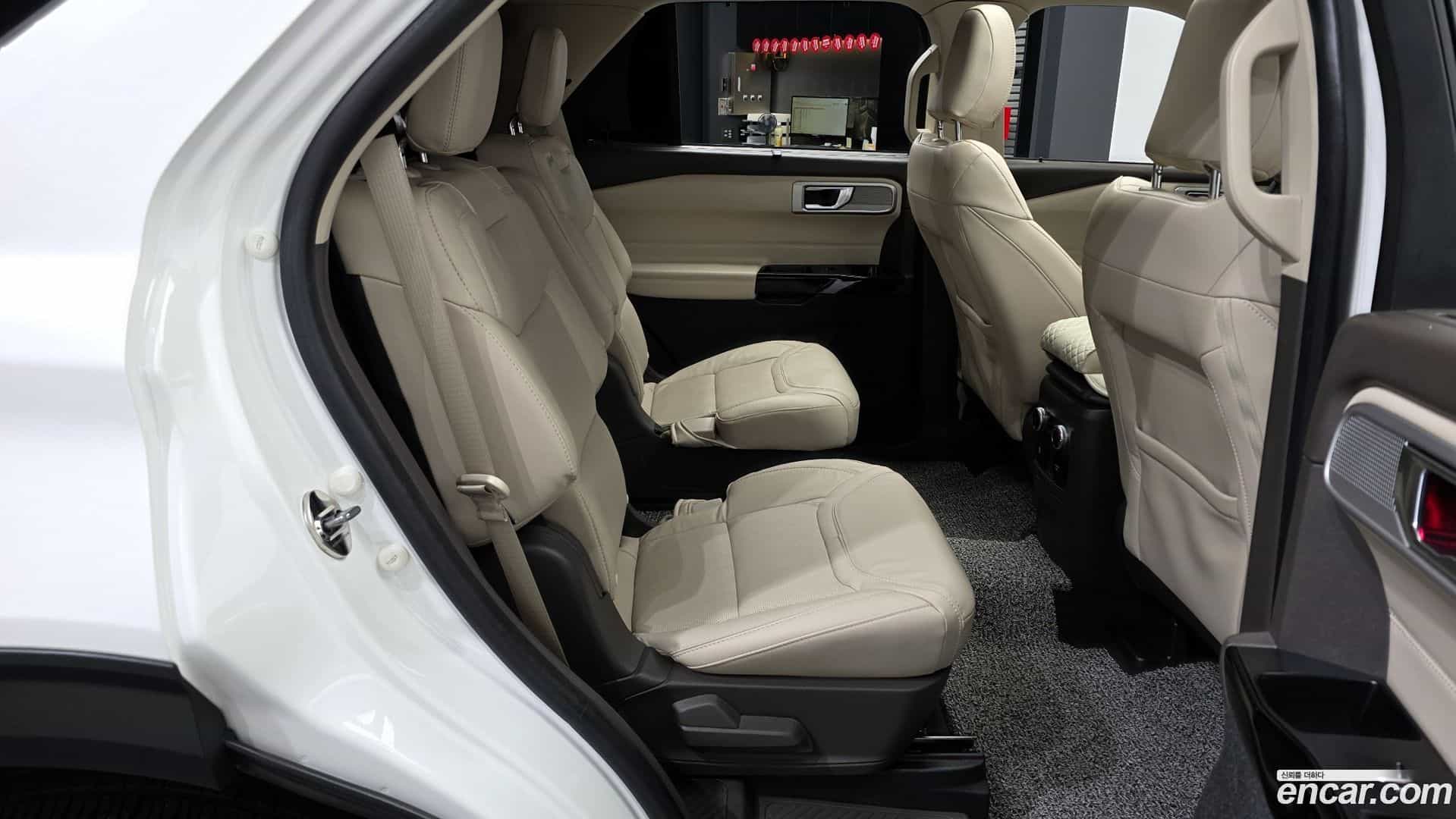 Explorer Ford 2022.10-OPTION-016
