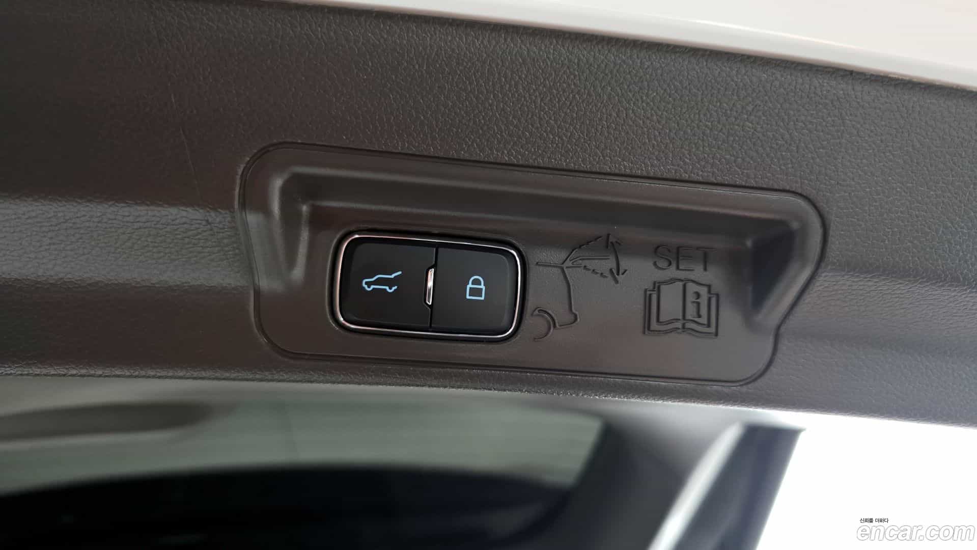 Explorer Ford 2022.10-OPTION-044