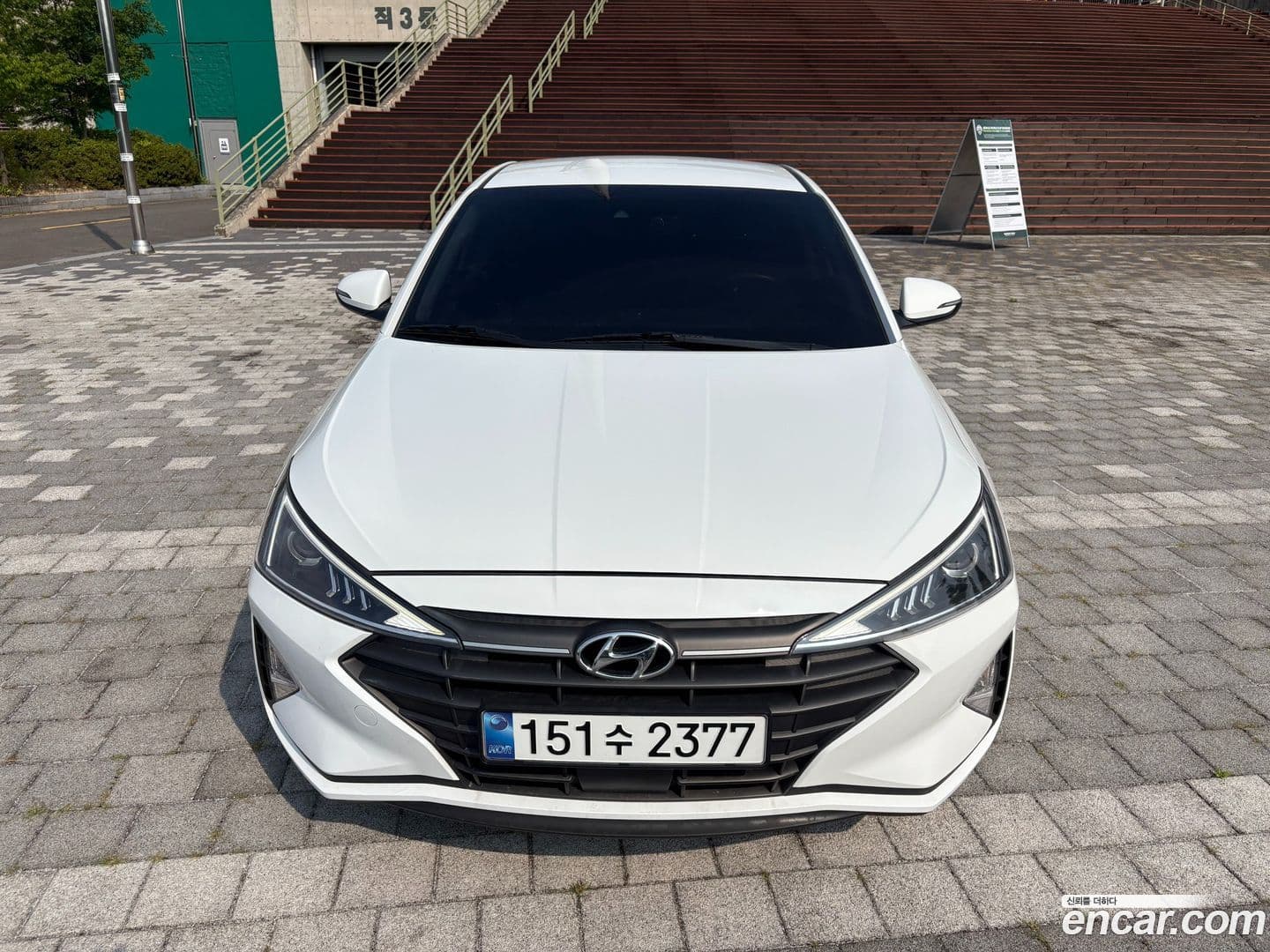 Main__Slider__Photo:AVANTE Hyundai 2019.4-0
