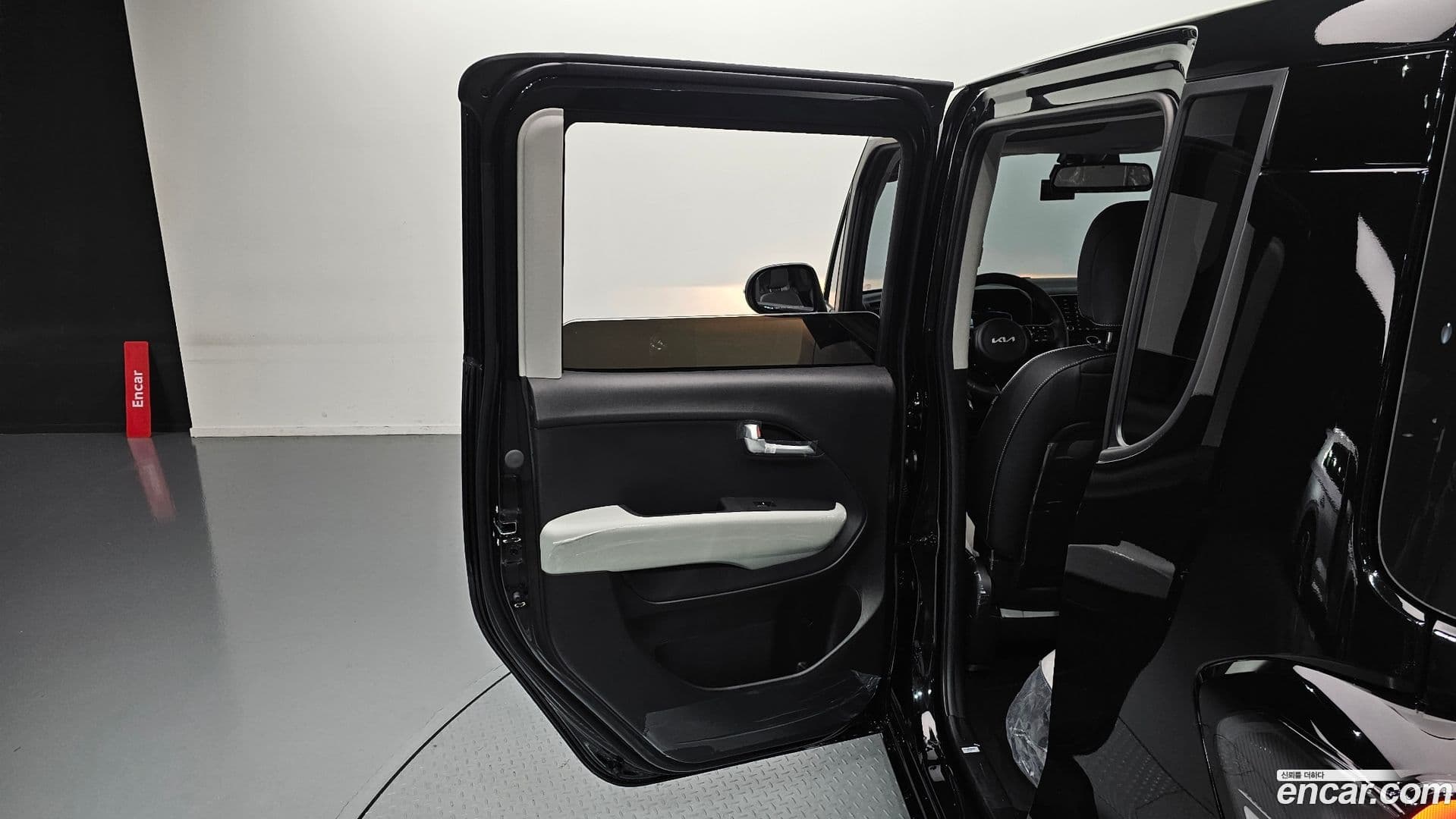 Main__Slider__Photo:RAY Kia 2026.0-24