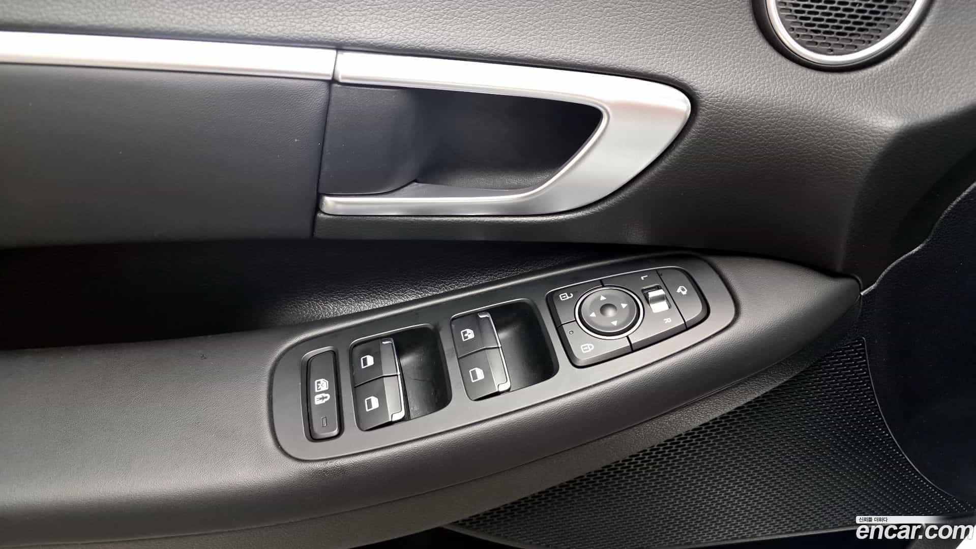 Sonata Hyundai 2019.9-INNER-035