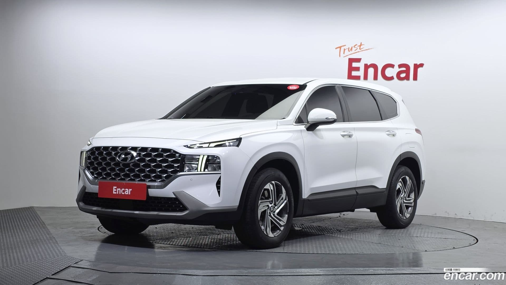 Main__Slider__Photo:Santafe Hyundai 2021.2-0