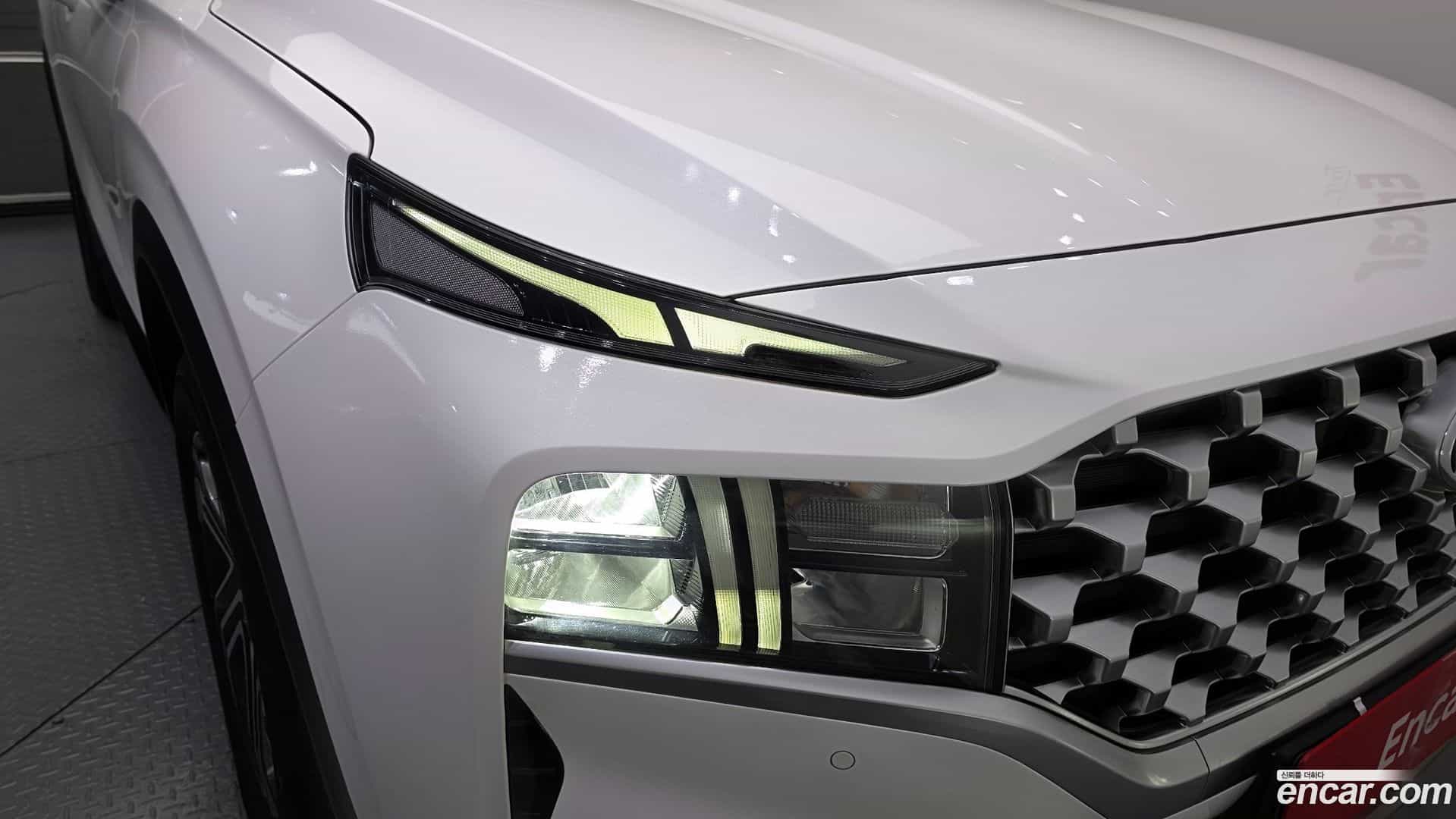 Santafe Hyundai 2021.2-OUTER-032