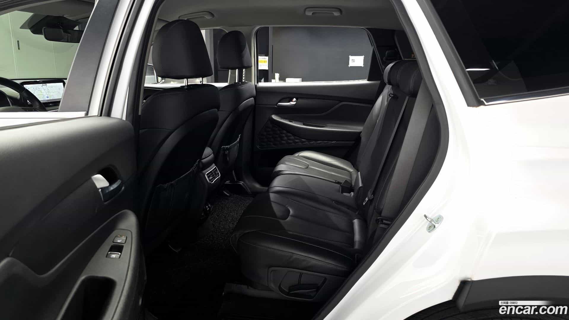 Santafe Hyundai 2021.2-INNER-036