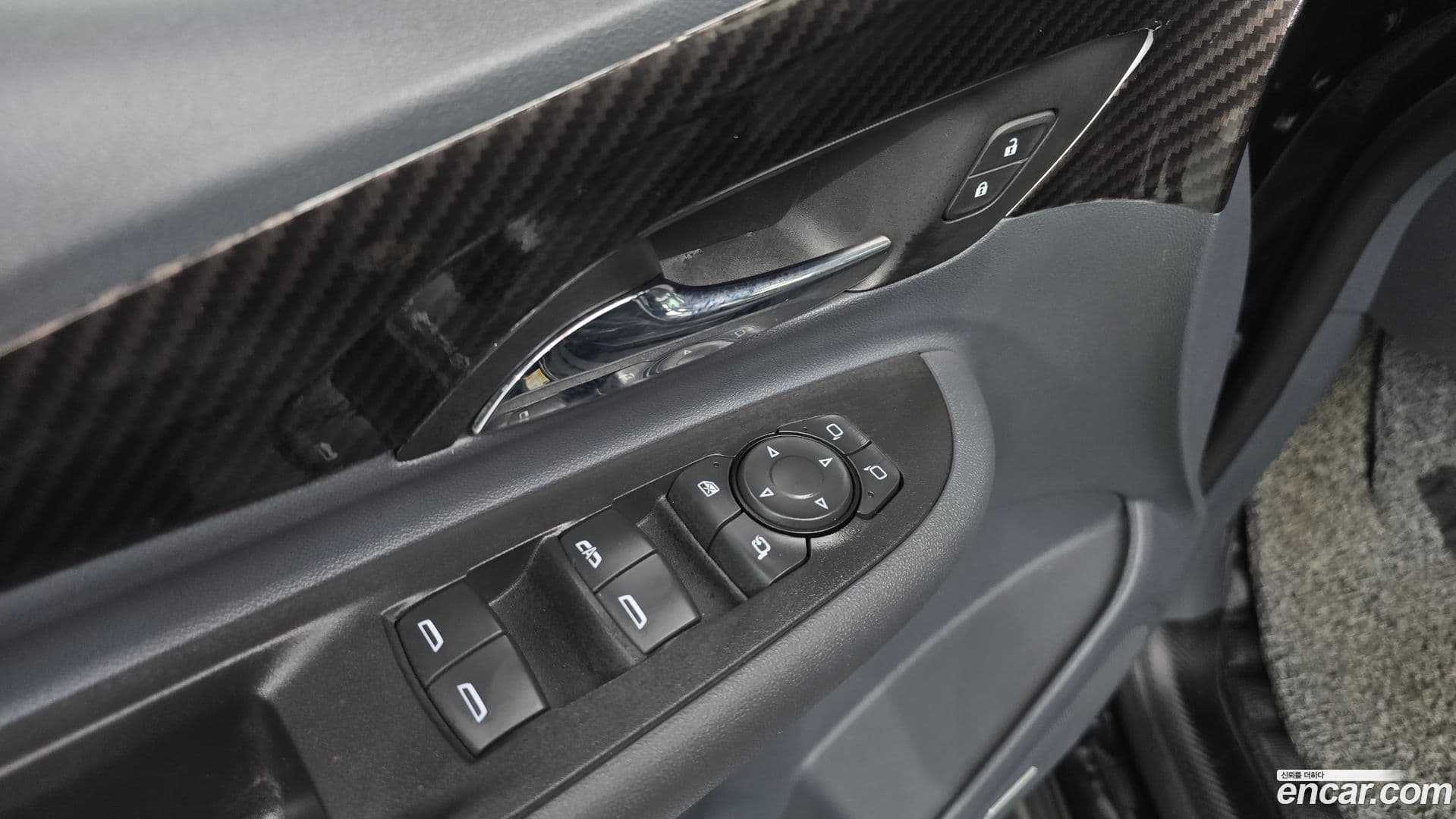 Main__Slider__Photo:Bolt EV Chevrolet 2020.5-28