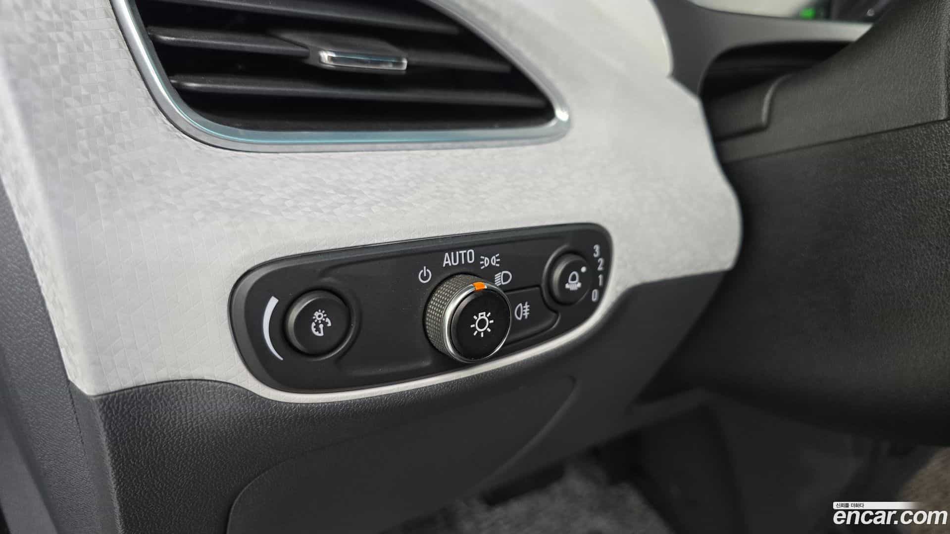 Bolt EV Chevrolet 2020.5-OPTION-045