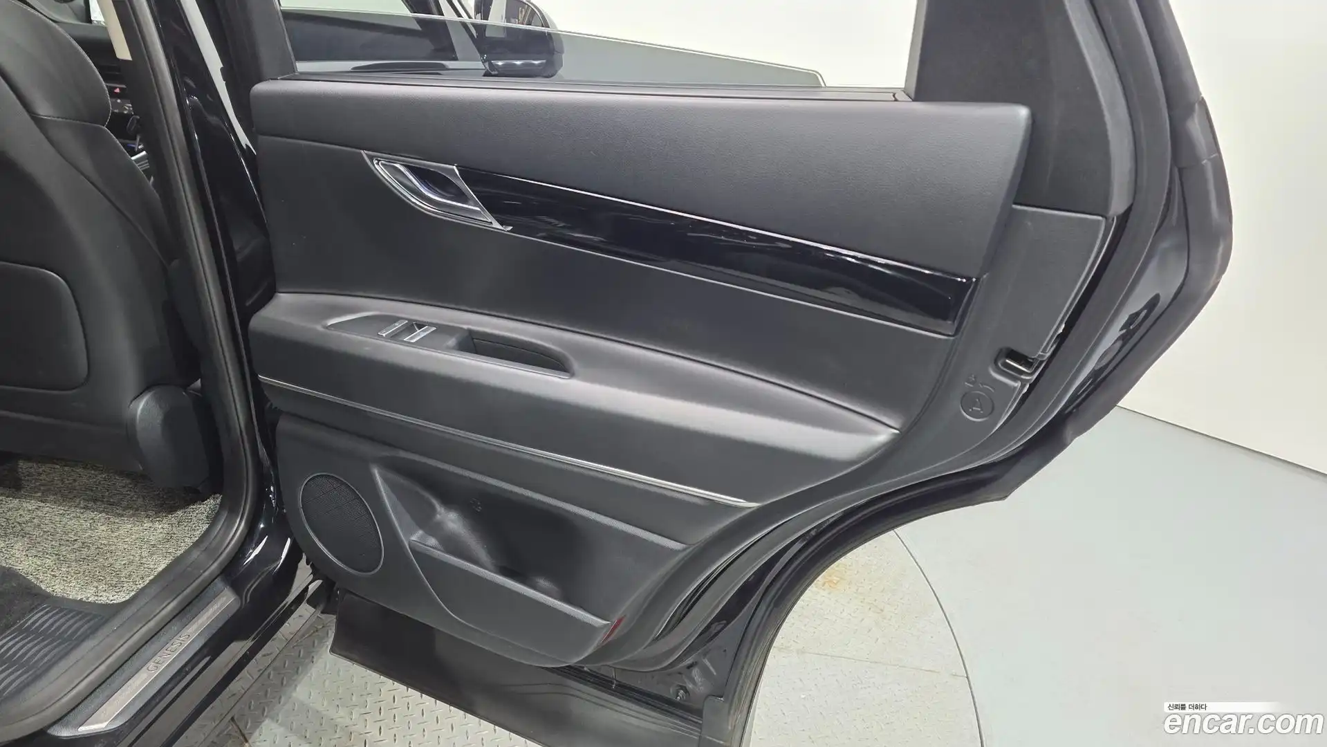 GV80 Genesis 2021.0-INNER-035