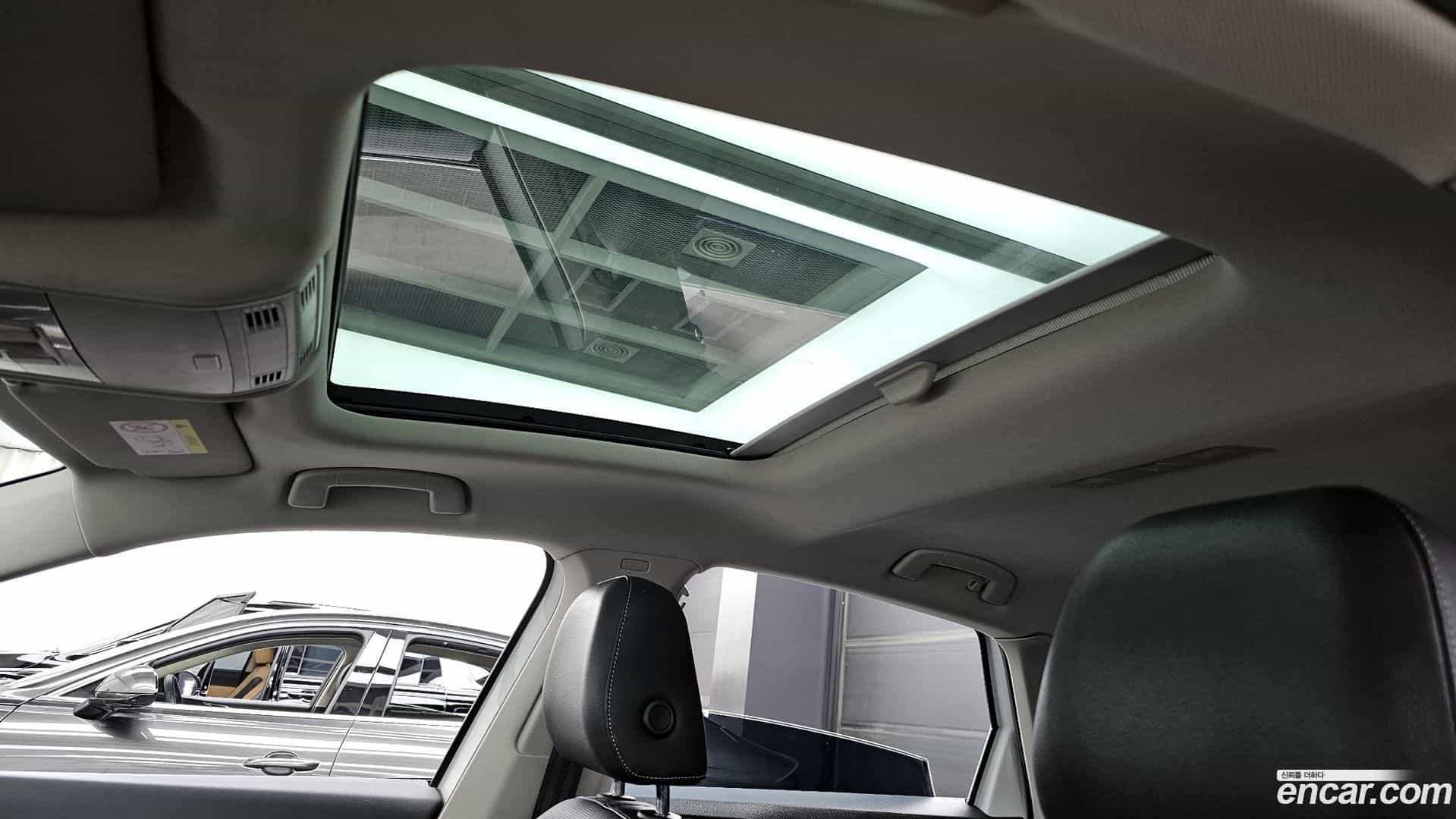 Jetta Volkswagen 2021.4-OPTION-023