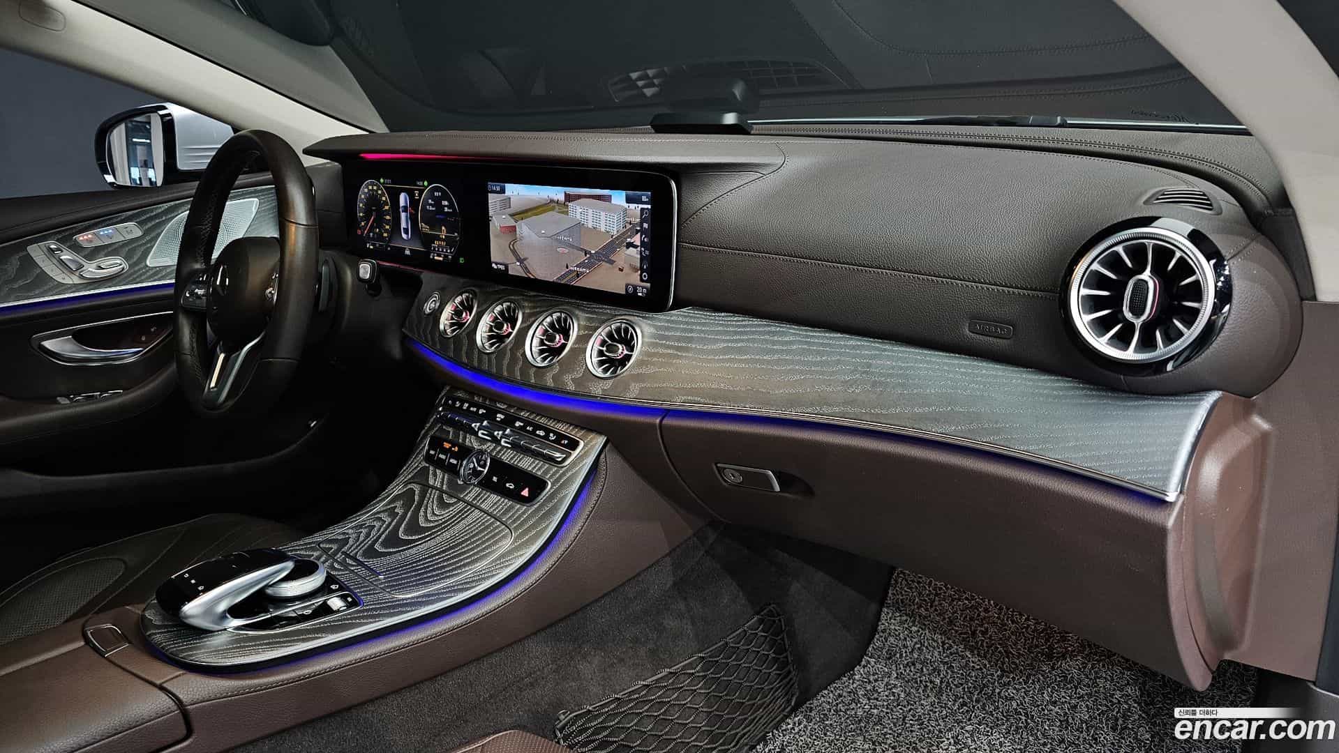 CLS-Class Mercedes-Benz 2019.10-OPTION-041
