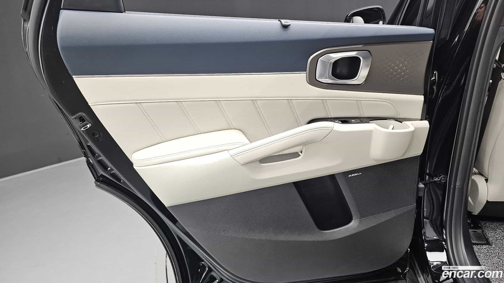 Sorento Kia 2024.3-INNER-035