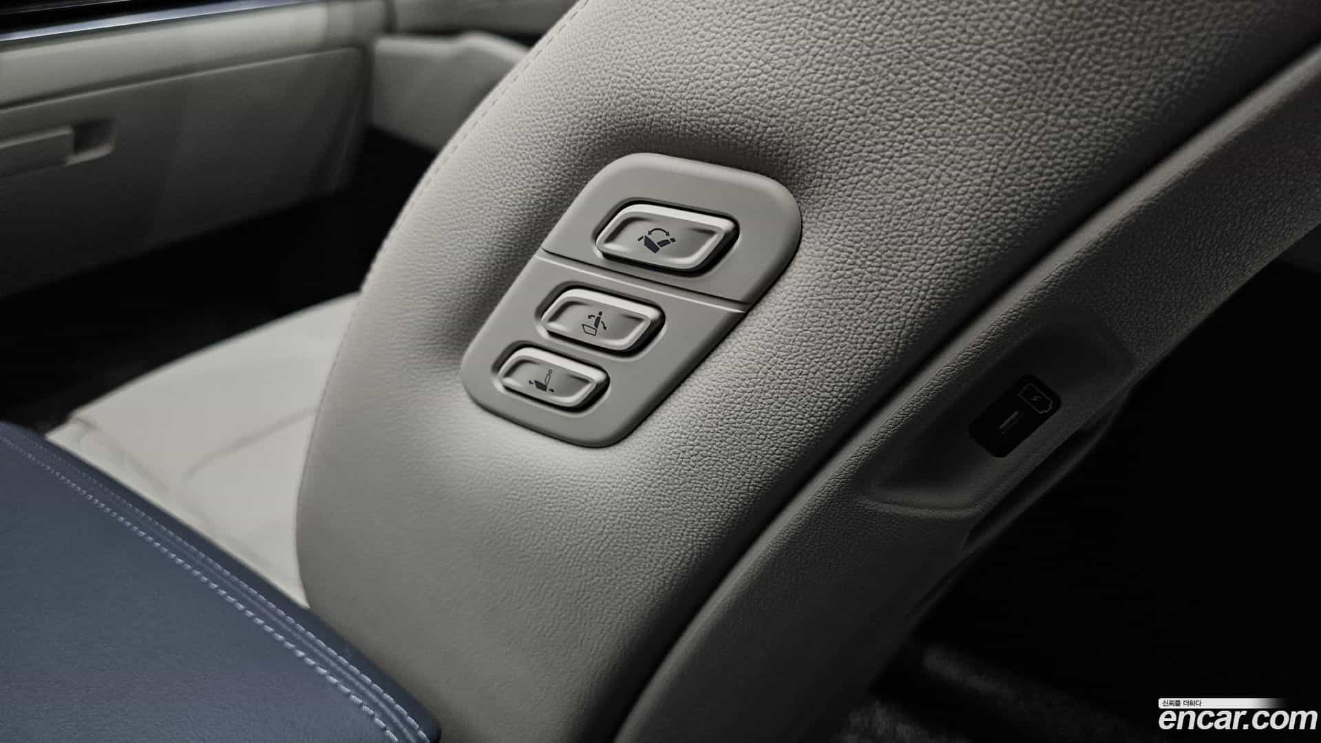 Sorento Kia 2024.3-OPTION-044