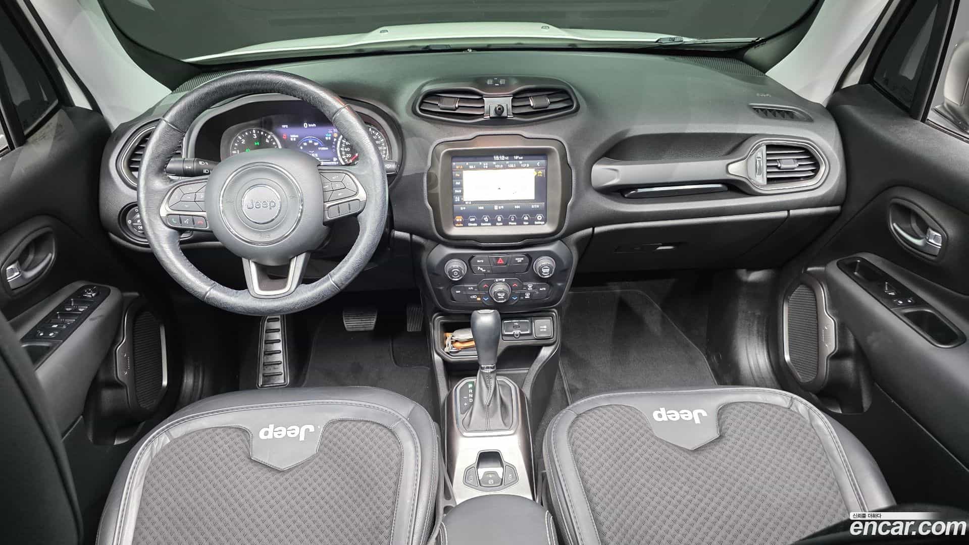 Renegade Jeep 2020.1-INNER-007