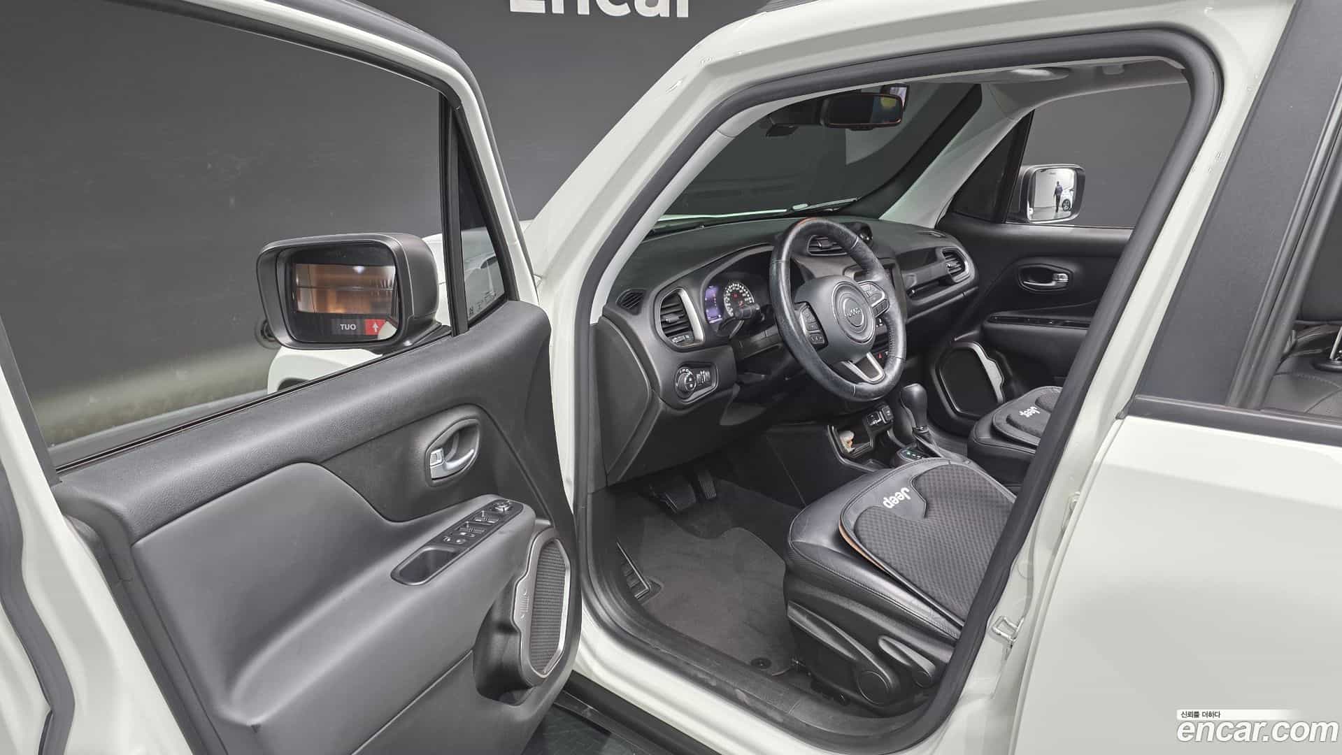 Renegade Jeep 2020.1-INNER-010